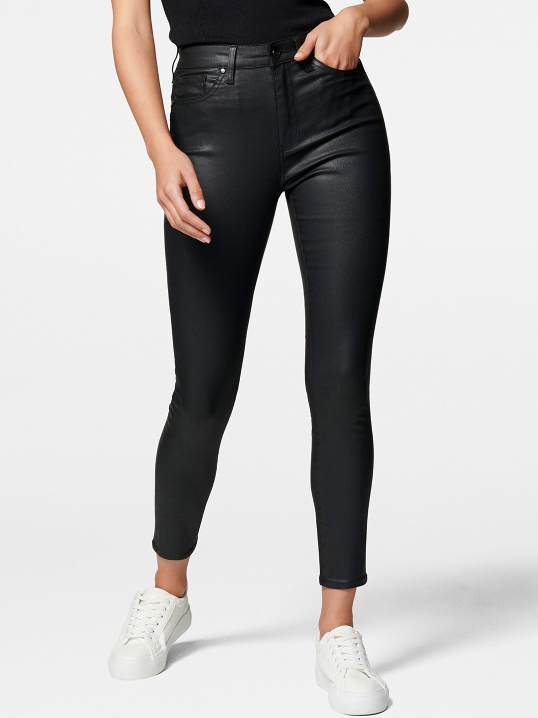

Forever New Women Black Skinny Fit Solid Mid-Rise Jeans