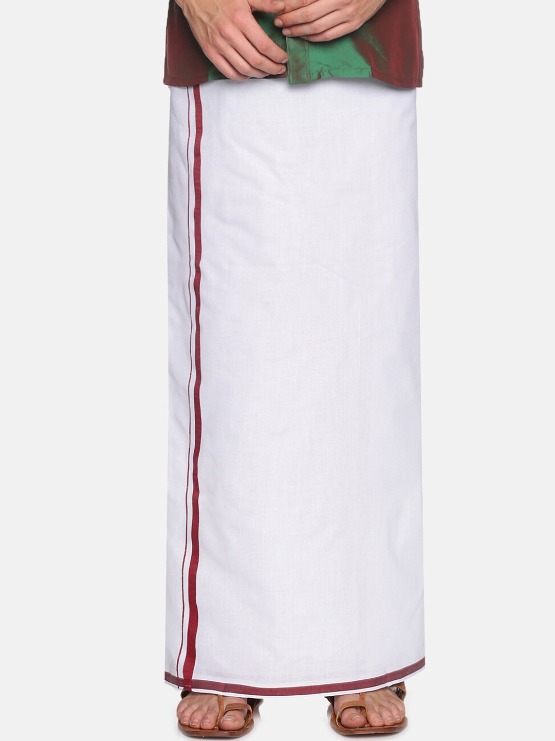 

Chennis Men White Solid Pure Cotton Dhoti