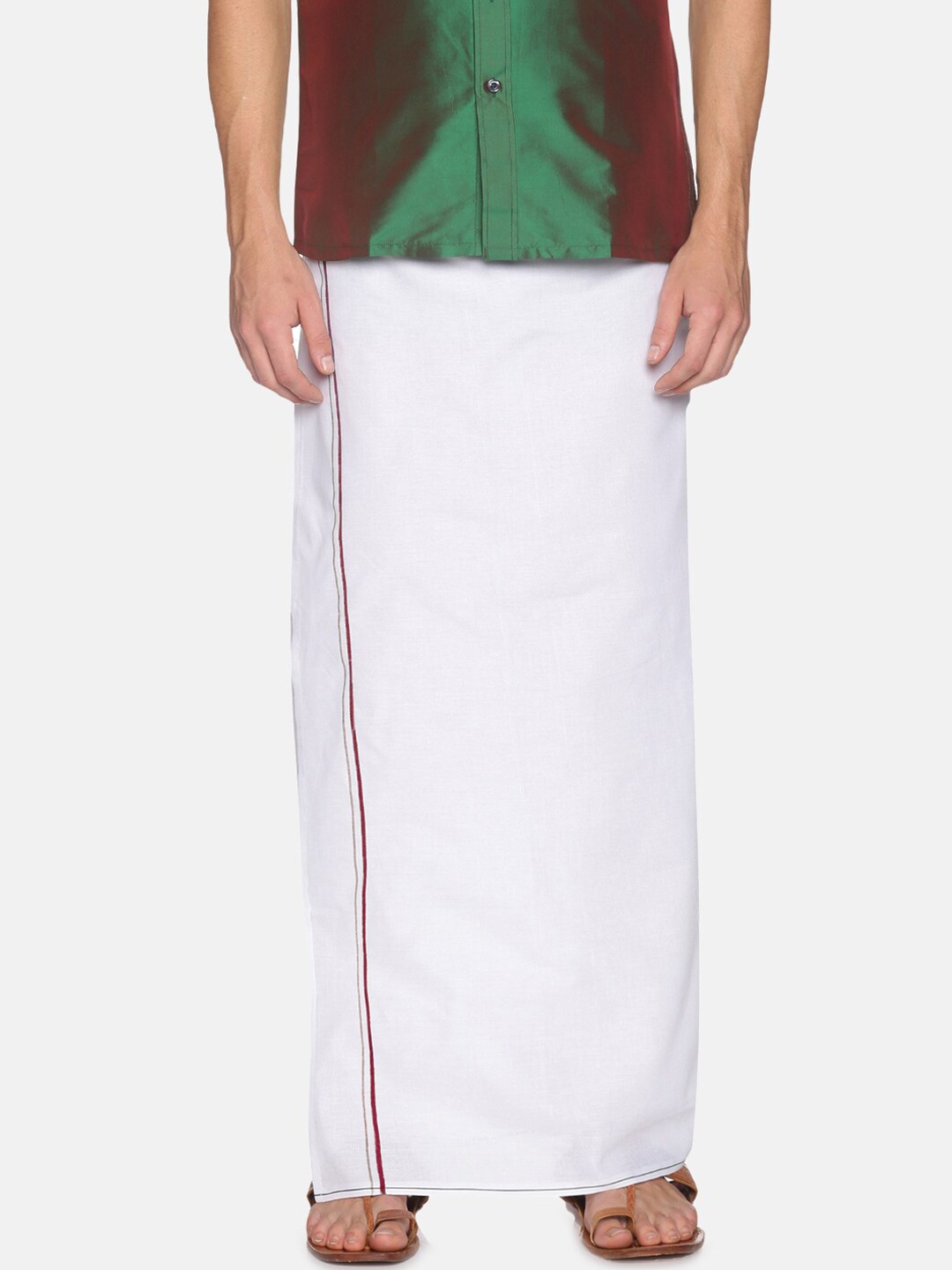 

Chennis Men White Solid Pure Cotton Dhoti