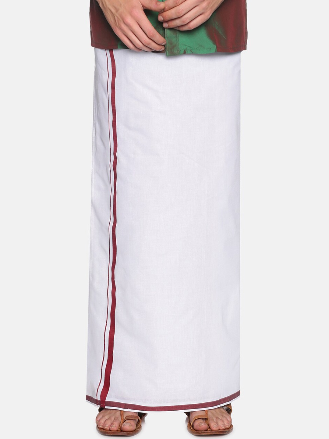 

Chennis Men White Solid Pure Cotton Dhoti