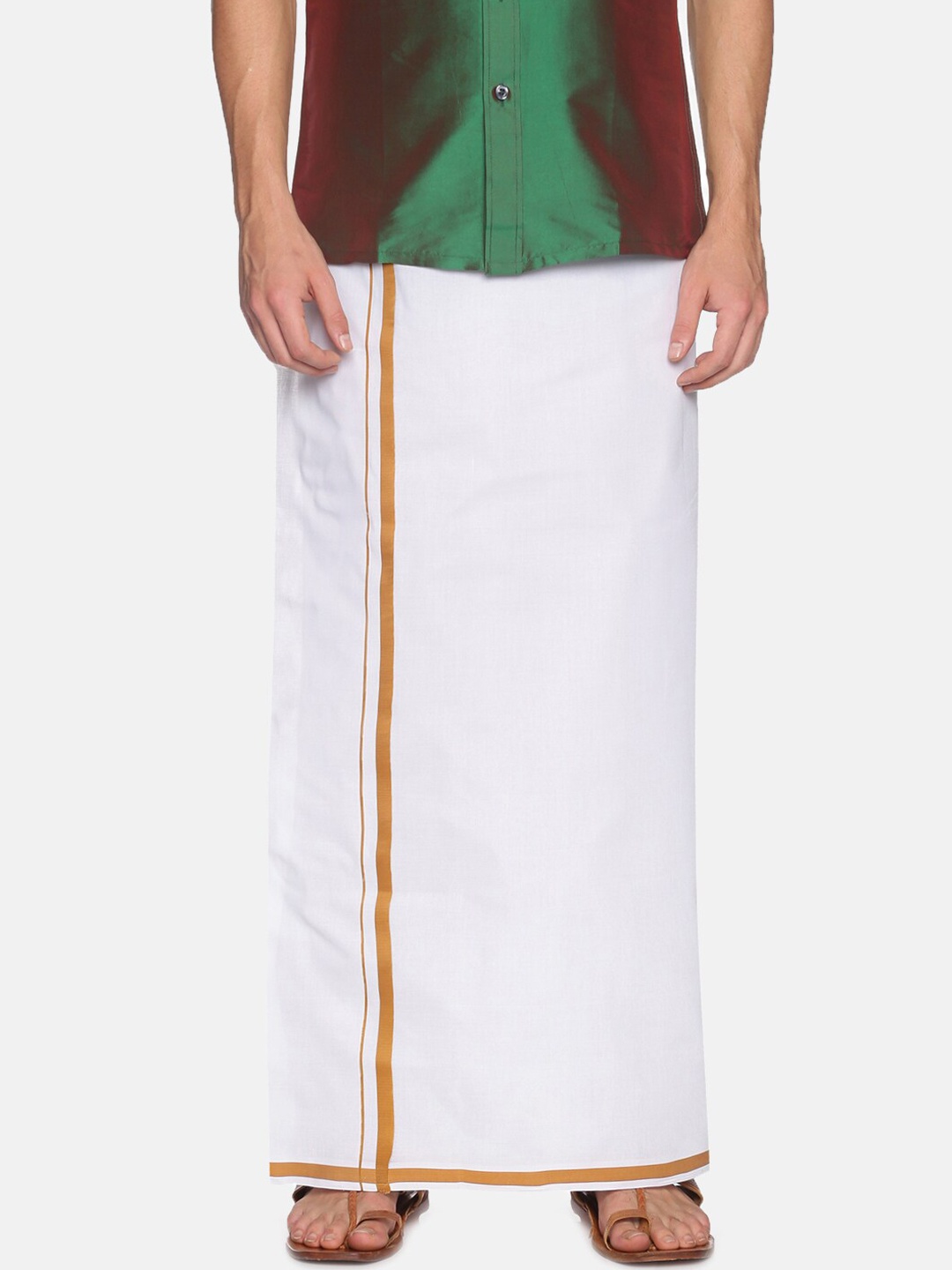 

Chennis Men White Solid Pure Cotton Dhoti