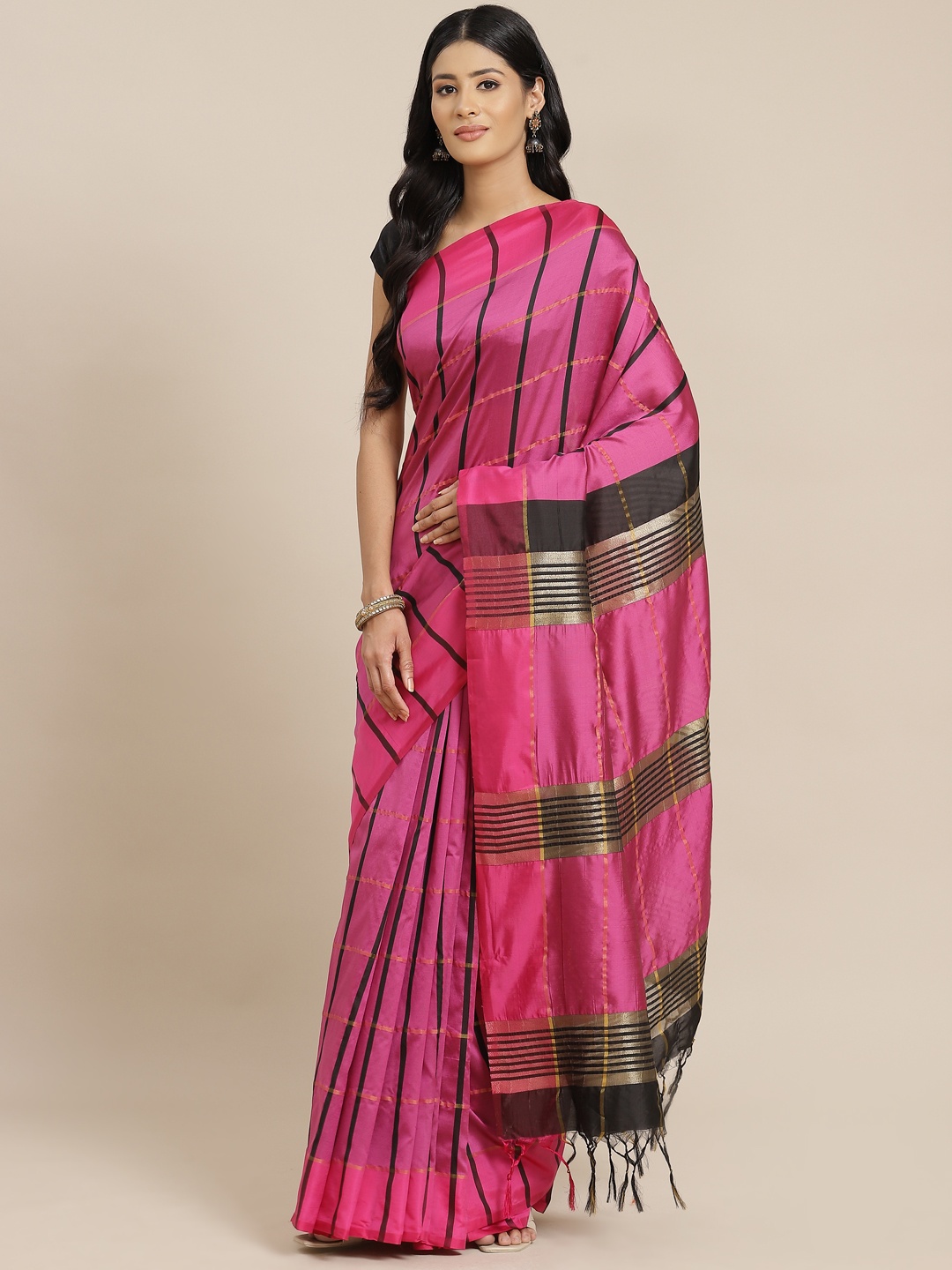 

OM SAI LATEST CREATION Pink & Black Checked Saree