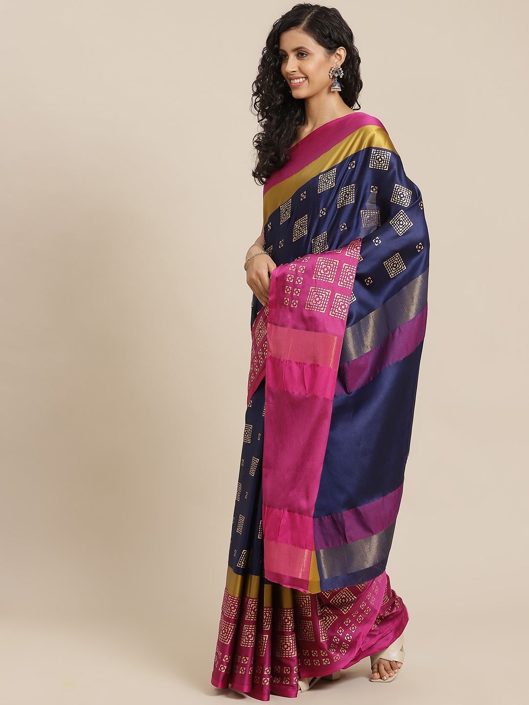 

OM SAI LATEST CREATION Navy Blue & Golden Kanjeevaram Saree