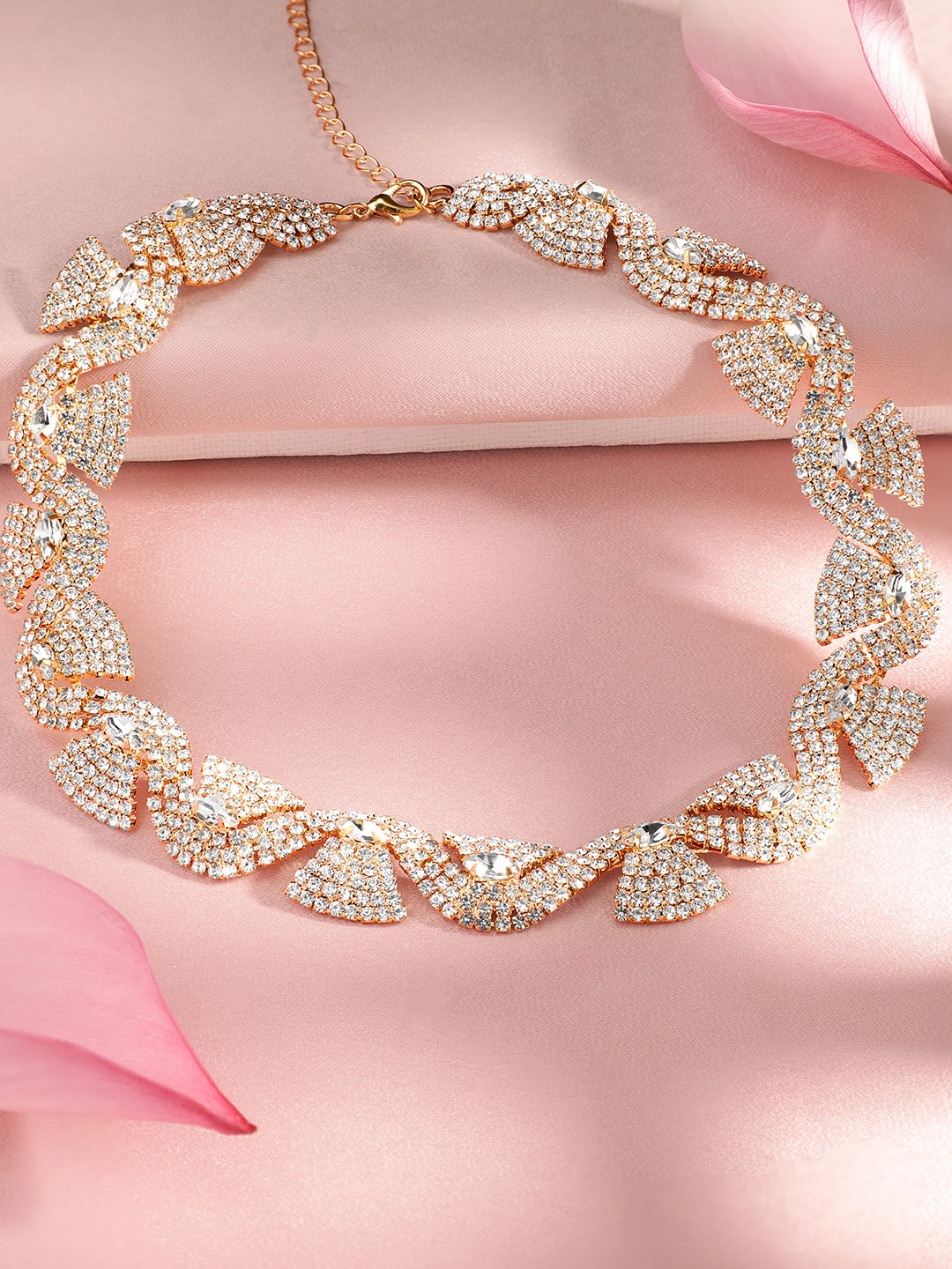 

Rubans Gold-Toned & White Gold-Plated Handcrafted Necklace