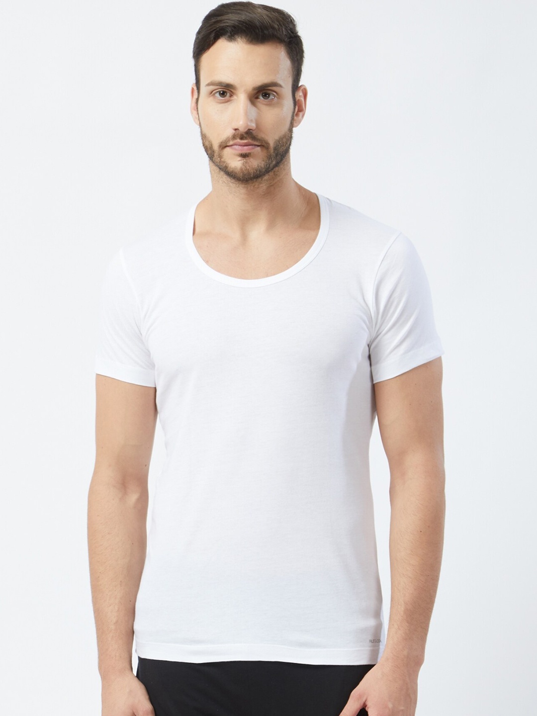 

Fruit of the Loom Half Sleeved Innerwear Vests MSV03-N-A2S1-WHITE