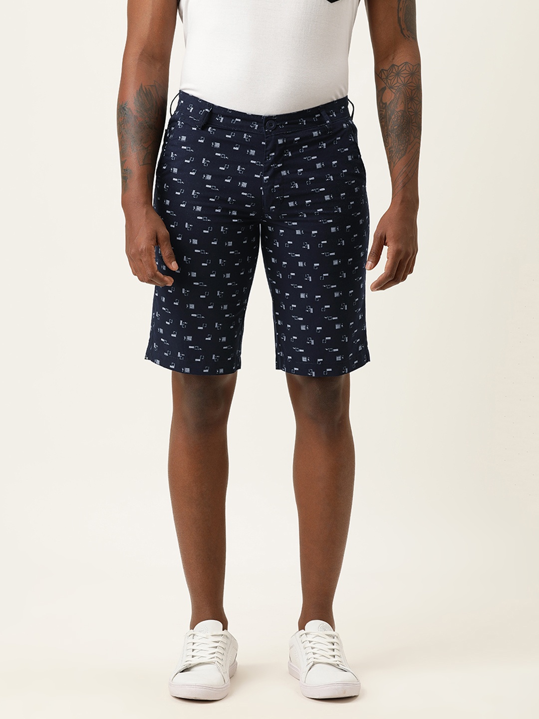 

IVOC Men Navy Blue Printed Slim Fit Mid-Rise Regular Shorts