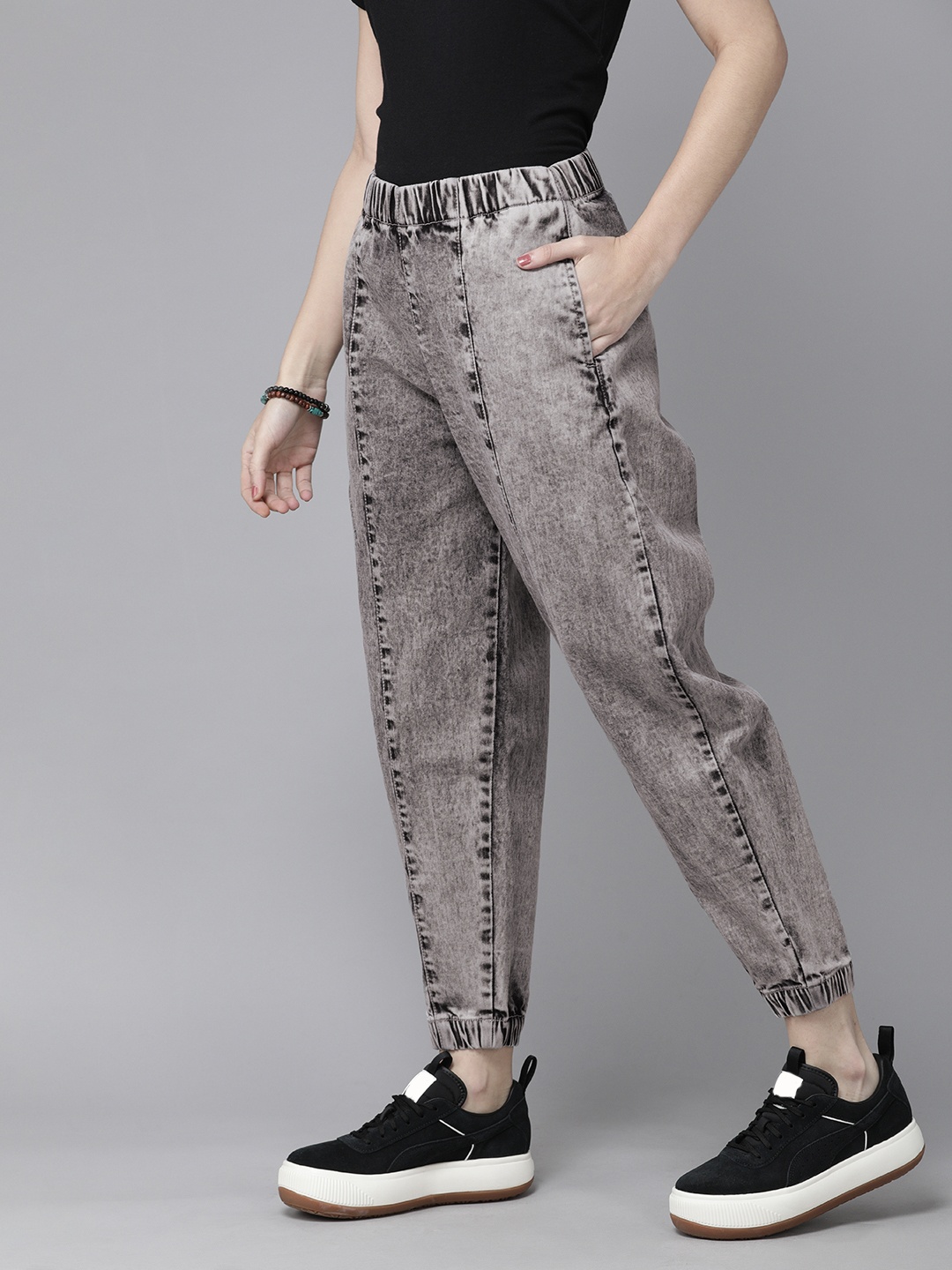 

Roadster Women Grey High-Rise Heavy Fade Stretchable Jogger Jeans