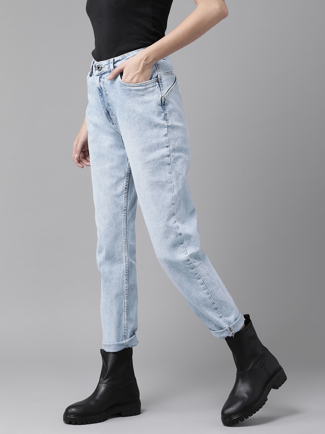 

Roadster Women Blue Boyfriend Fit Stretchable Jeans