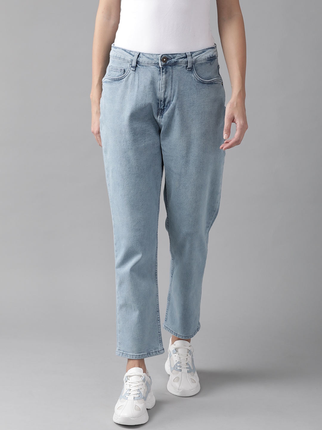 

Roadster Women Blue Boyfriend Fit Stretchable Jeans