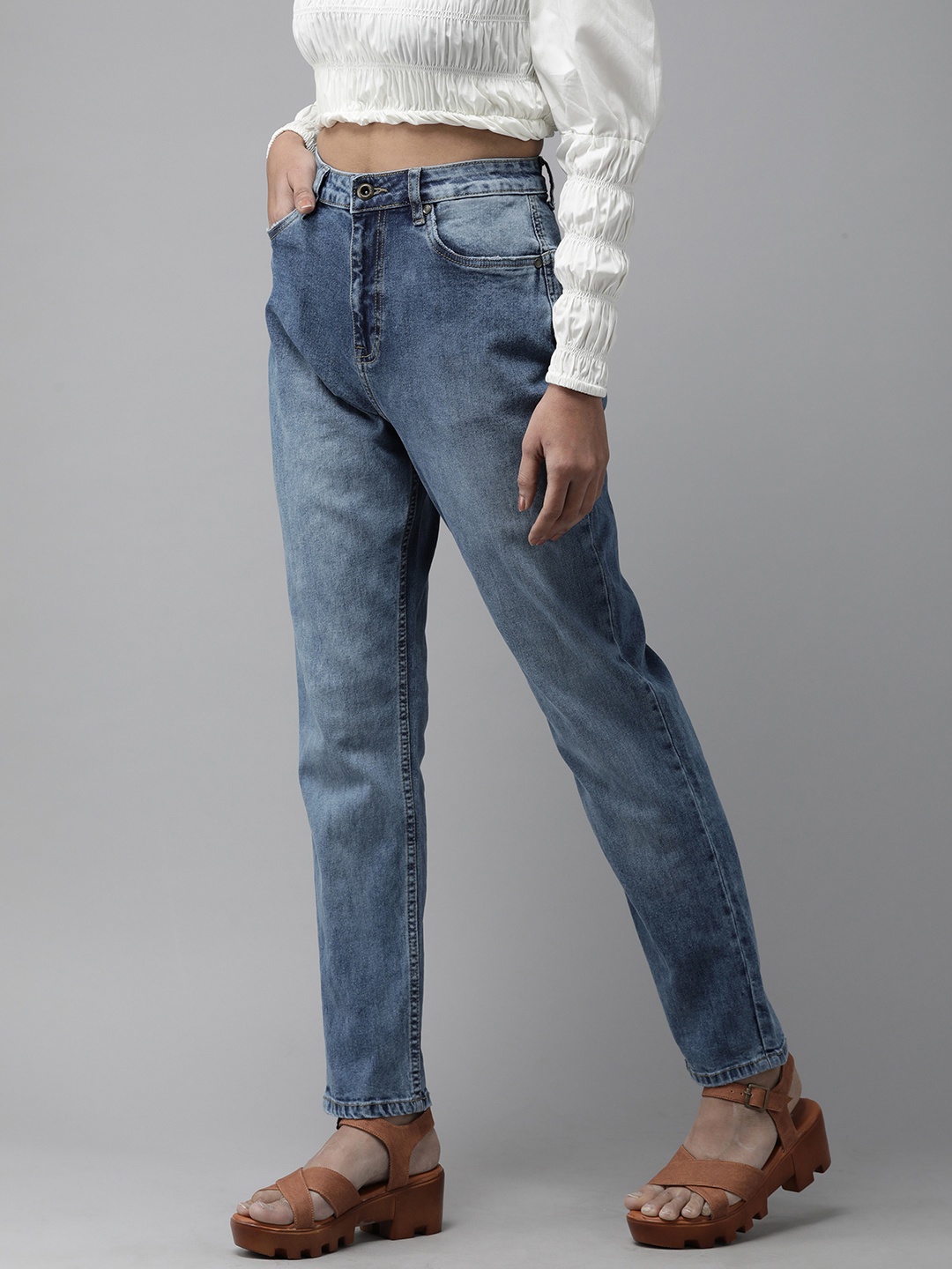 

Roadster Women Dark Indigo Light Fade Stretchable Straight Fit Jeans, Blue