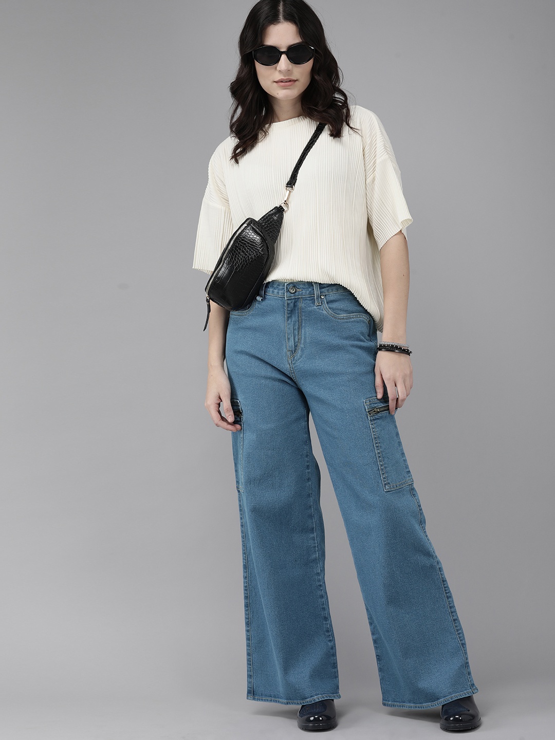 

Roadster Women Blue Wide leg Pure Cotton Stretchable Jeans