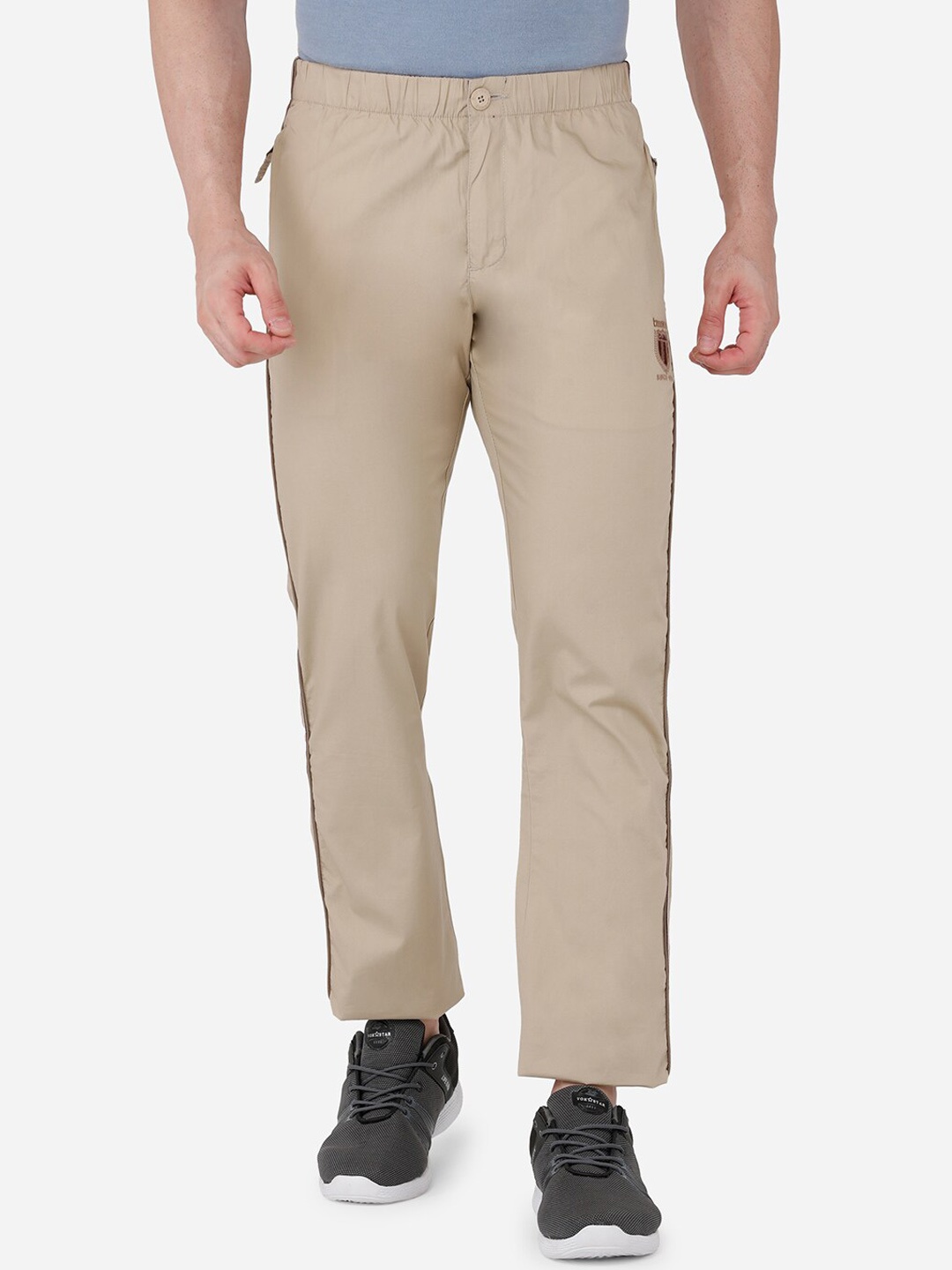 

beevee Men Beige Solid Pure Cotton Narrow-Fit Track Pants