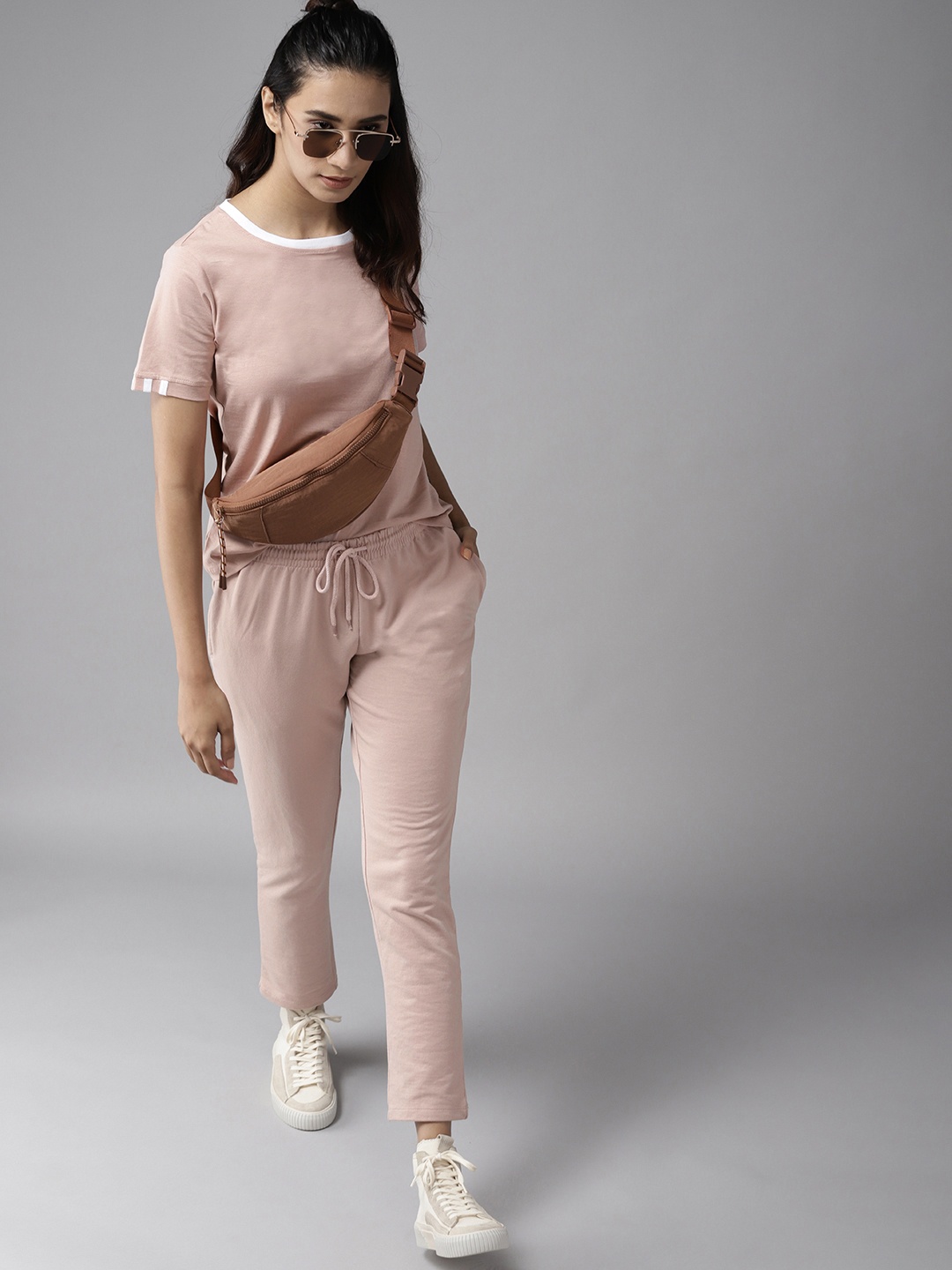 

Roadster Women Pink Solid Co-Ord Set