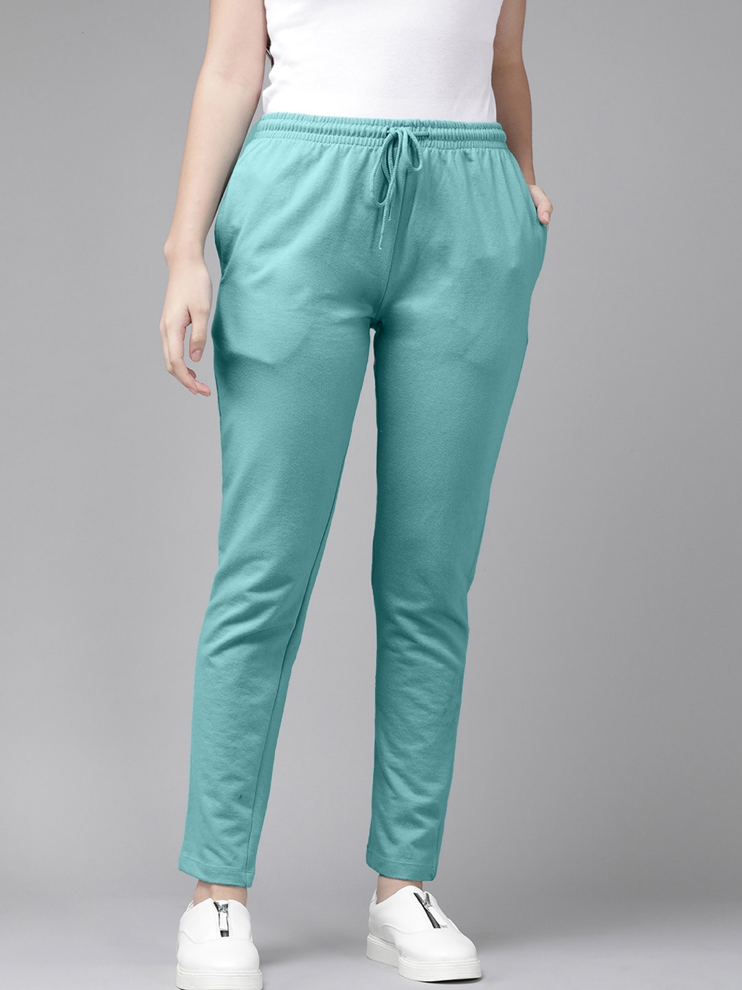 

Roadster Women Blue Solid Track Pants