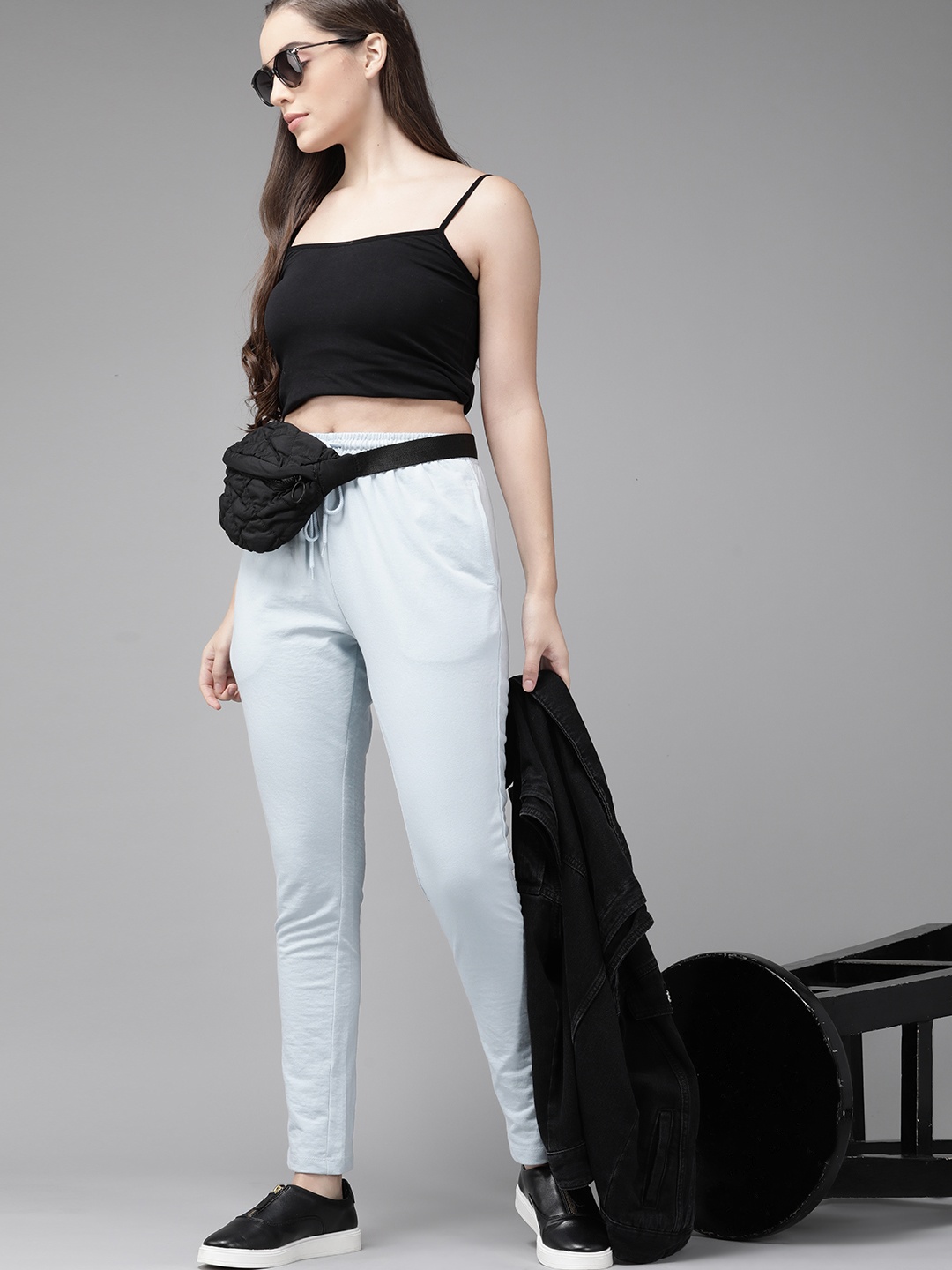 

Roadster Women Blue Solid Track Pants