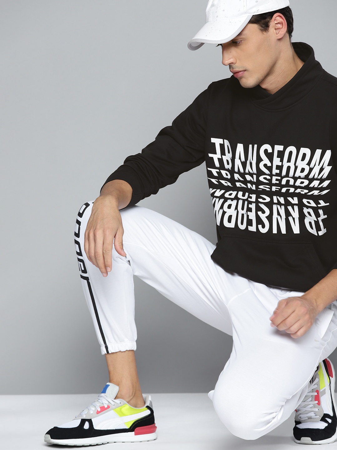

HRX by Hrithik Roshan Men Black Bio-Wash Solid Sweatshirt