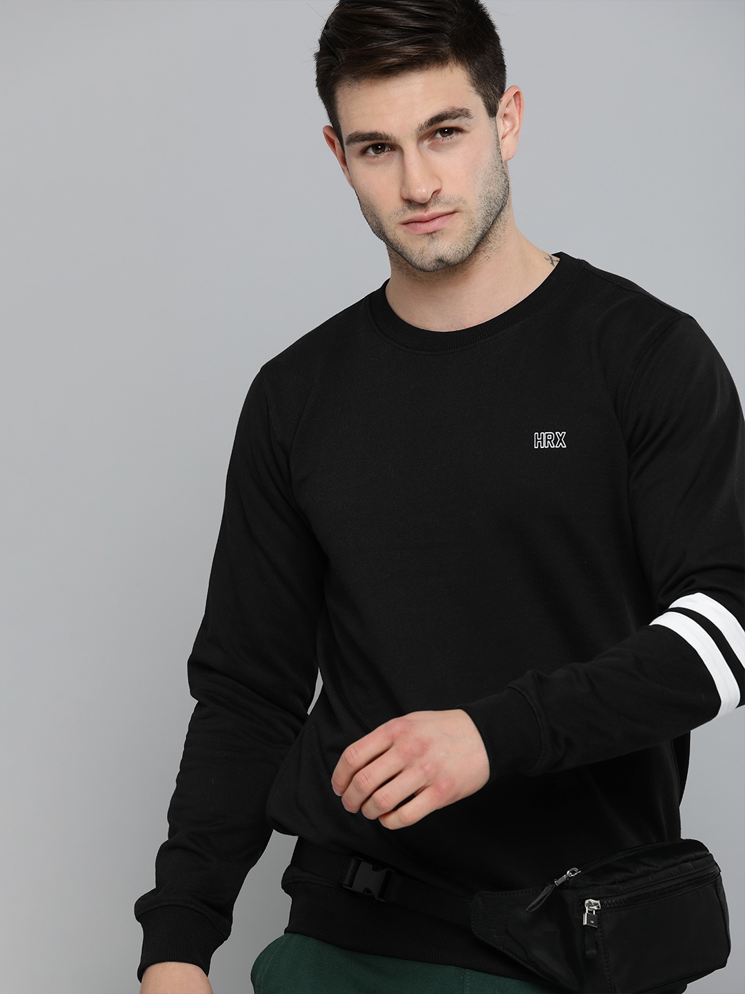 

HRX by Hrithik Roshan Lifestyle Men Black Bio-Wash Solid Striped Sleeves Sweatshirt