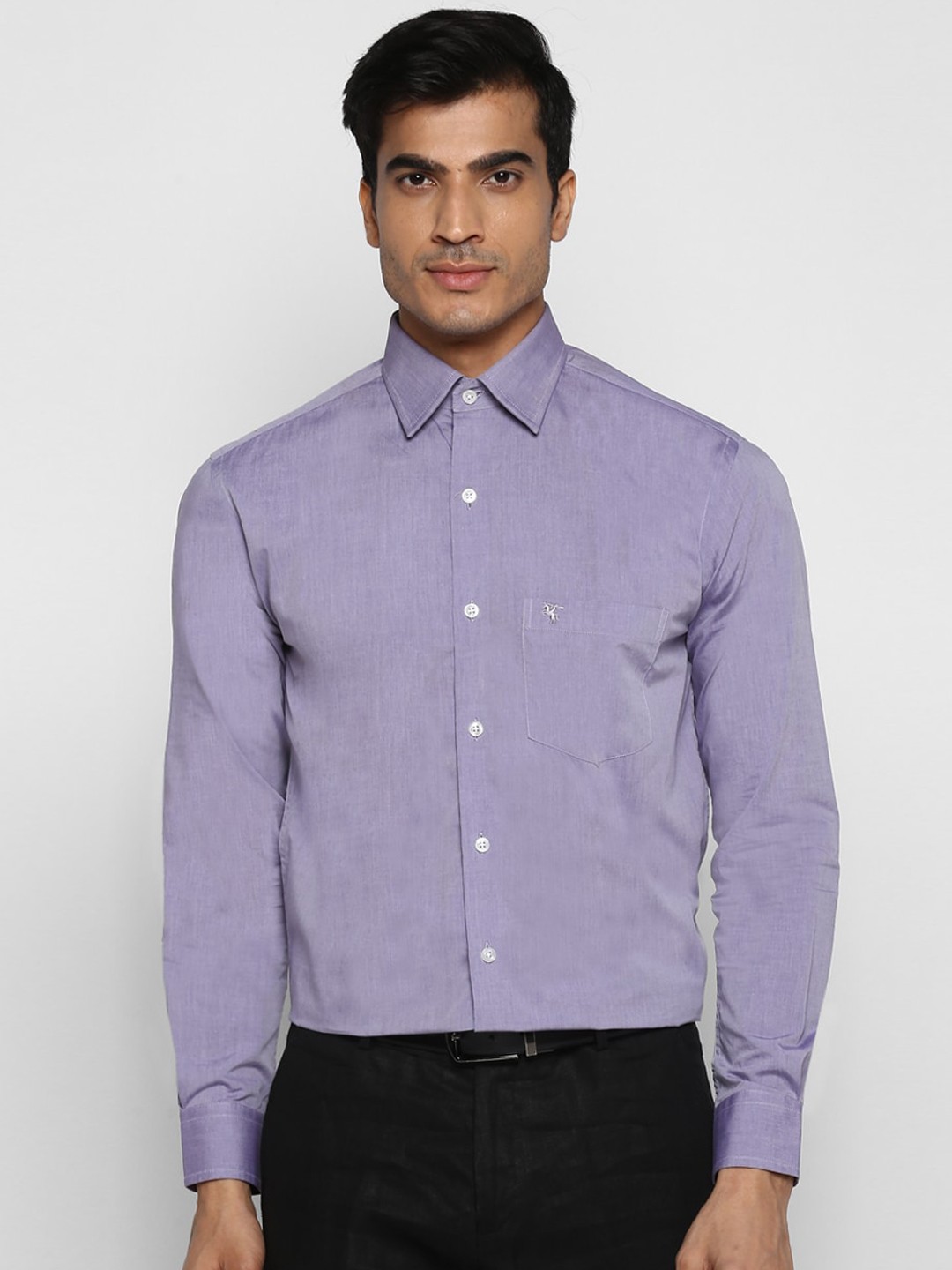 

Cantabil Men Purple Casual Shirt