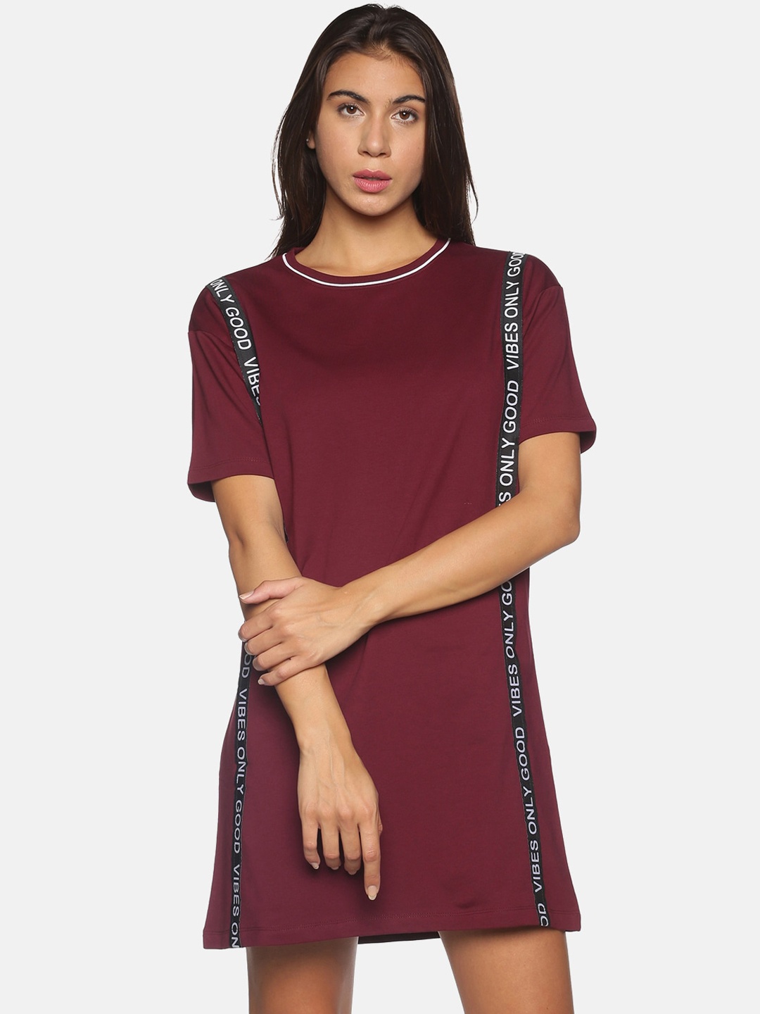 

BEVERLY BLUES Maroon T-shirt Dress