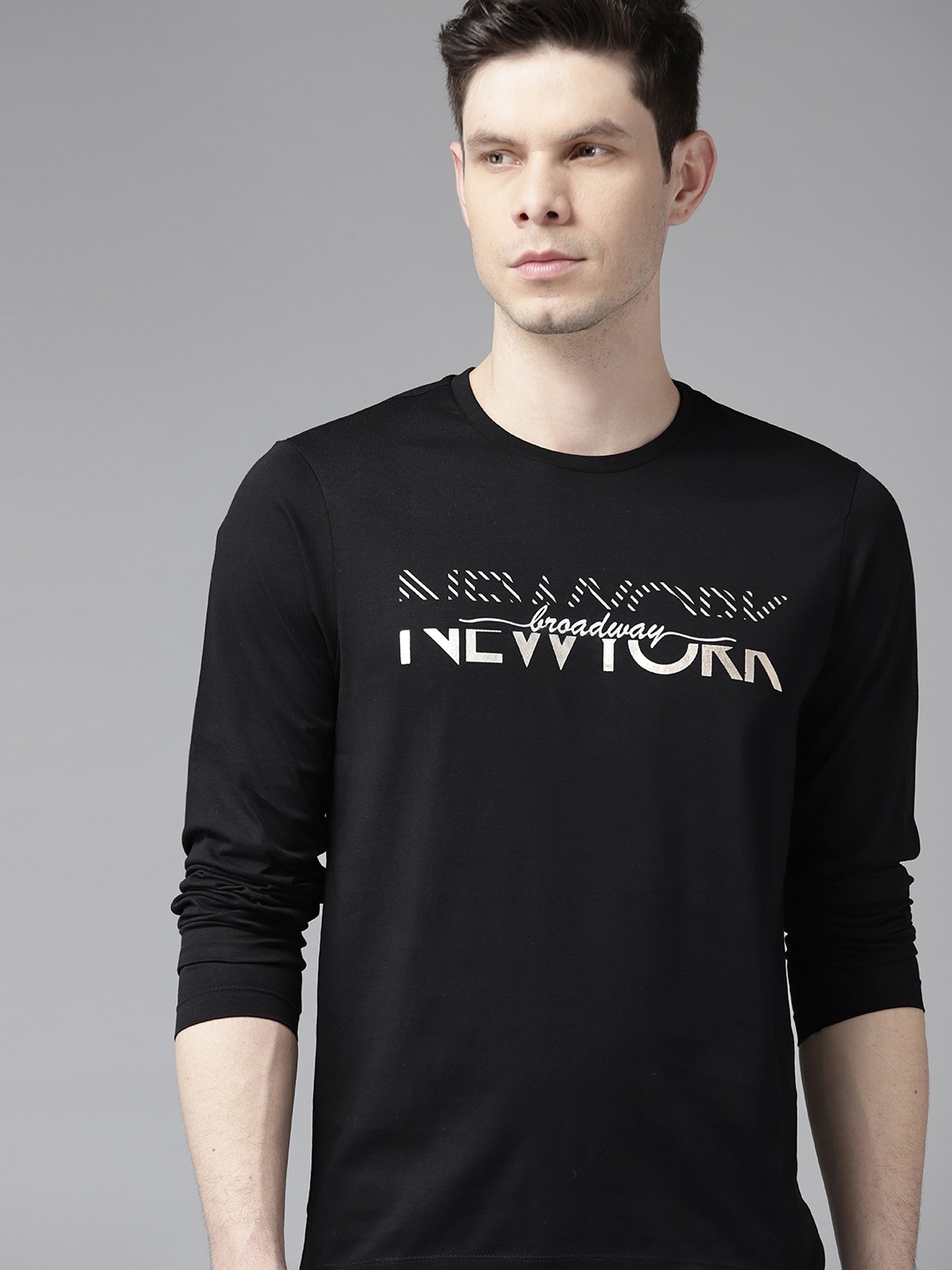 

Arrow New York Men Black & White Pure Cotton Printed T-shirt