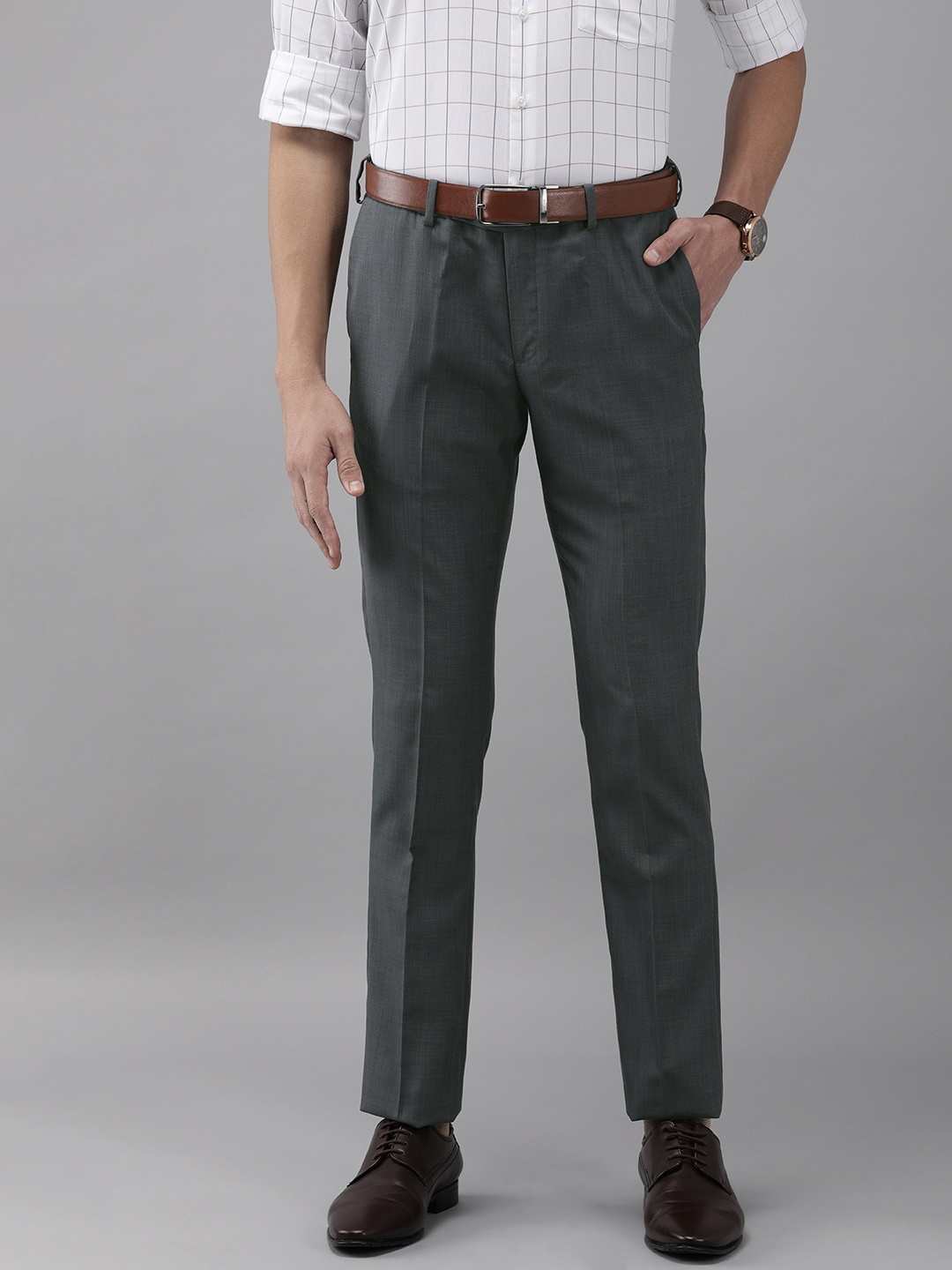 

Arrow Men Grey Solid Tapered Fit Formal Trousers