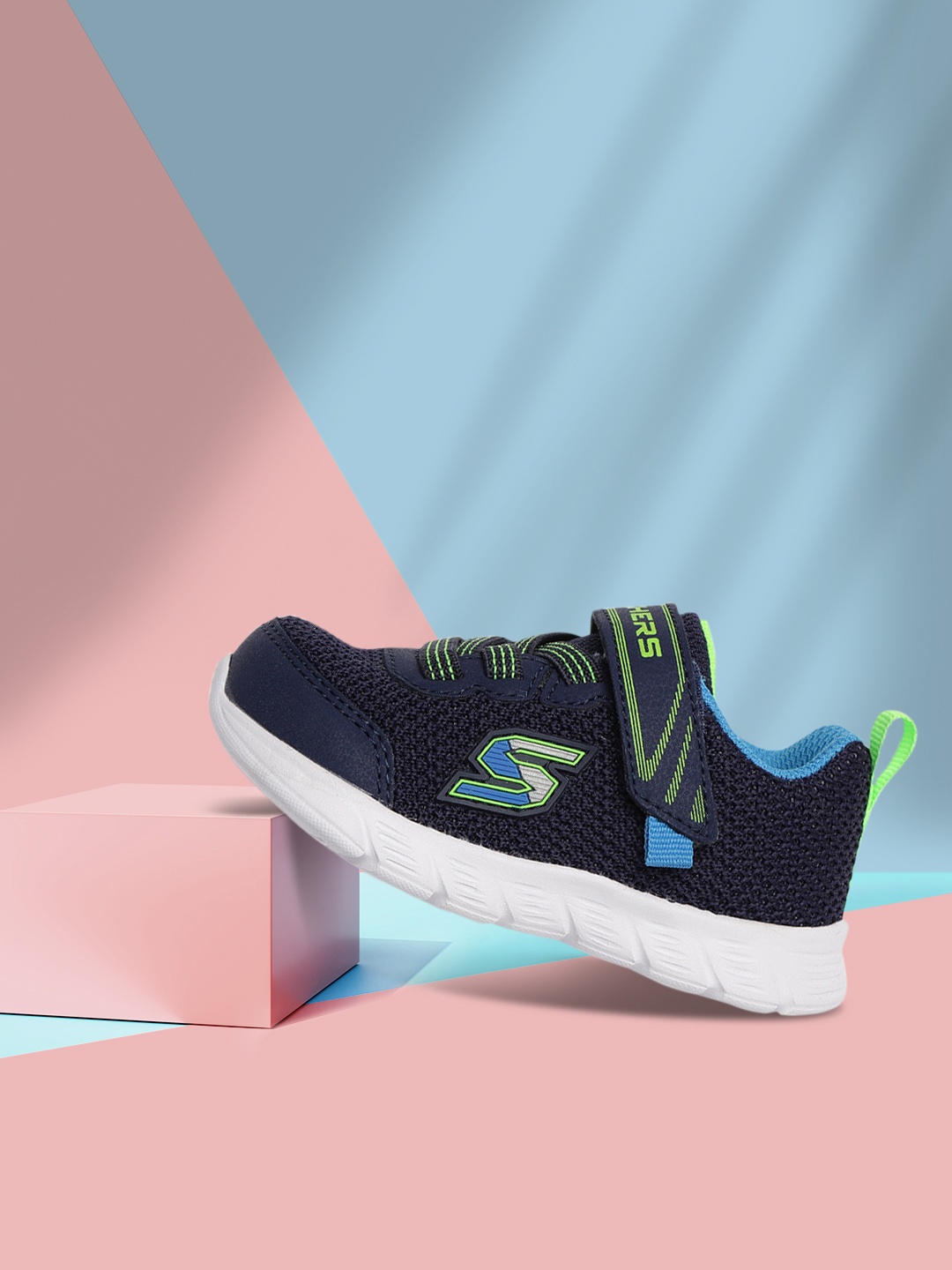 

Skechers Boys Navy Blue Textured Slip-On Mini Trainers