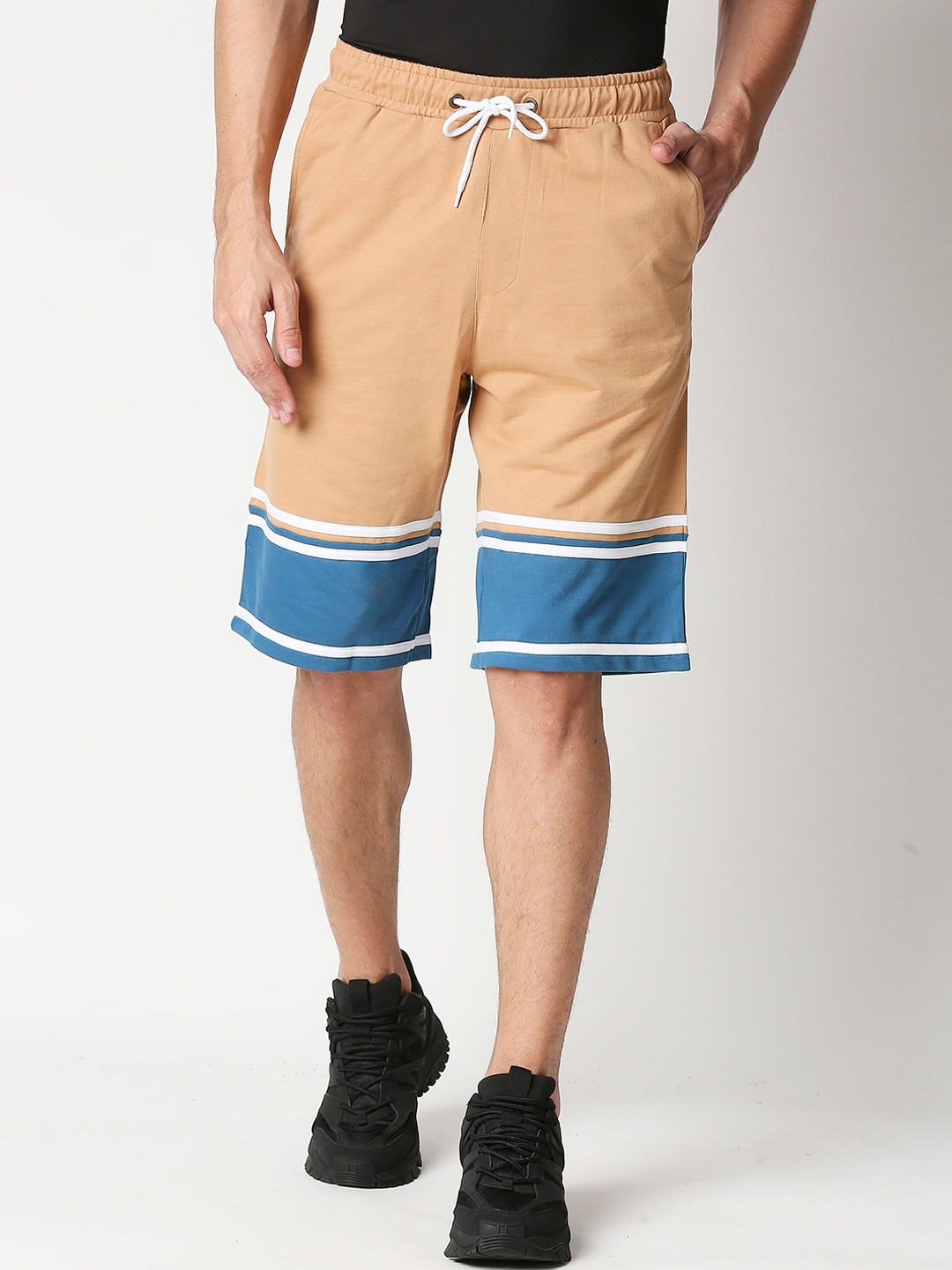 

Bewakoof Men Tan Brown & Blue Mid-Rise Sports Shorts