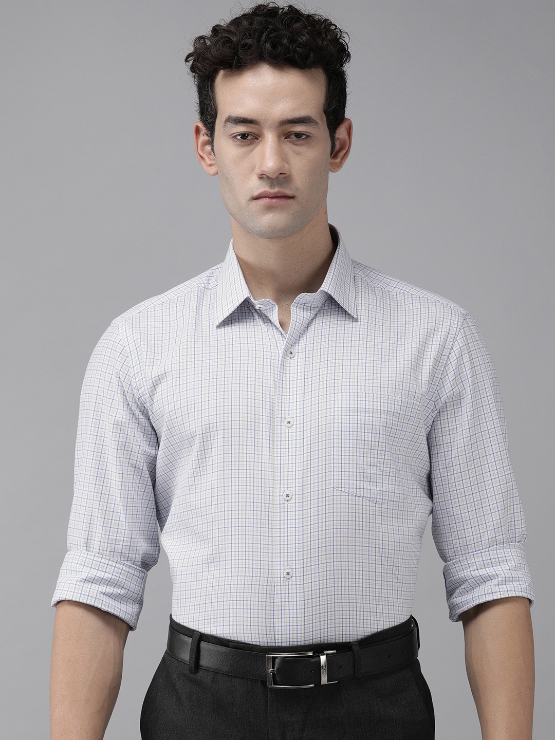 

Arrow Men White Slim Fit Pure Cotton Checked Formal Shirt