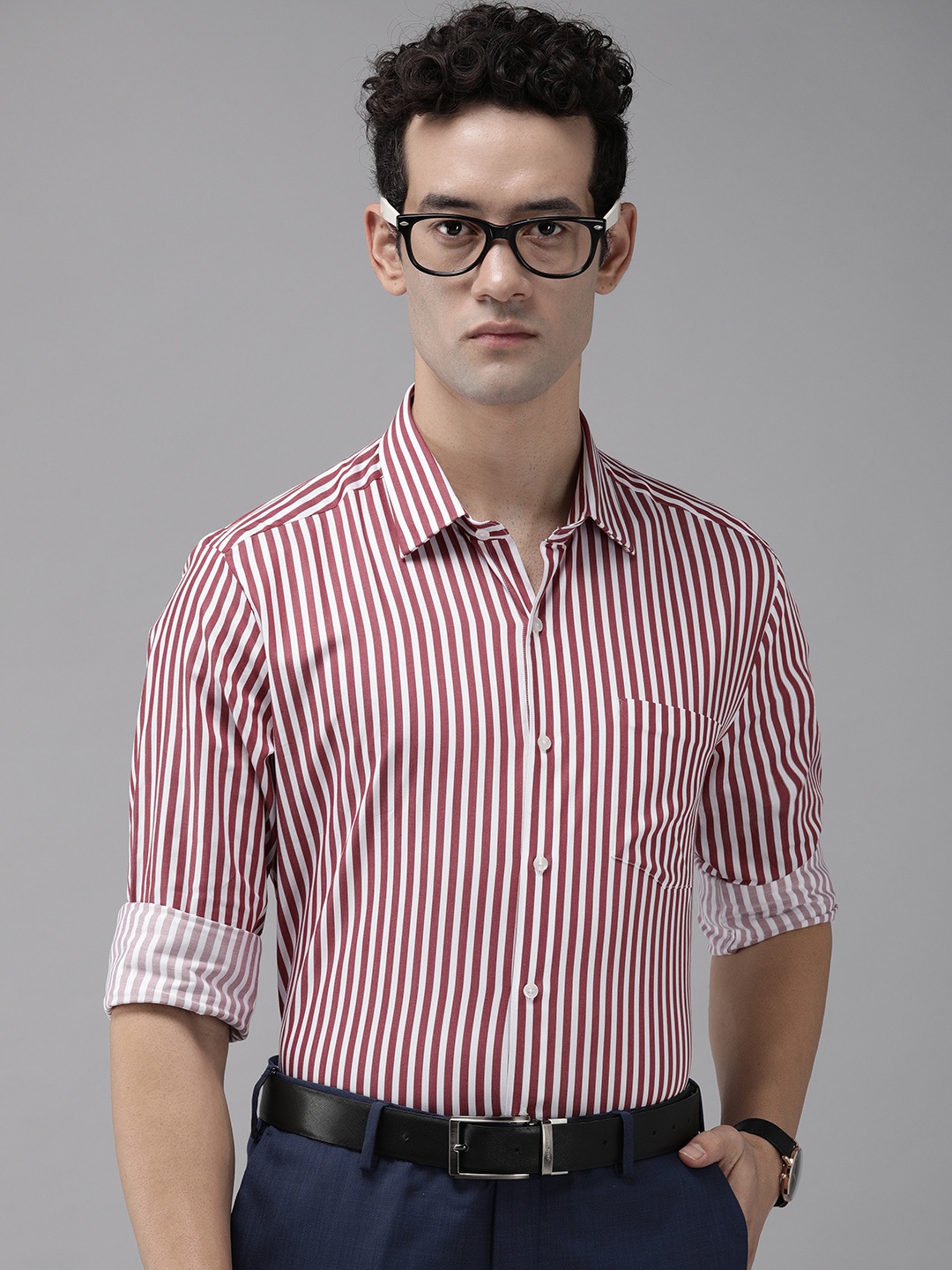 

Arrow Men Red & White Slim Fit Striped Formal Shirt