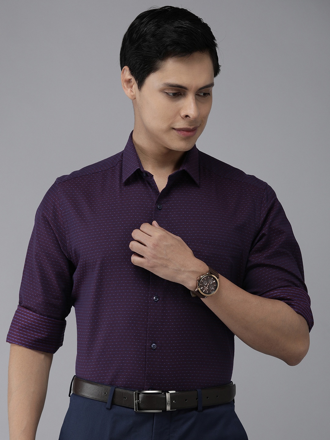 

Arrow Men Purple Opaque Formal Shirt