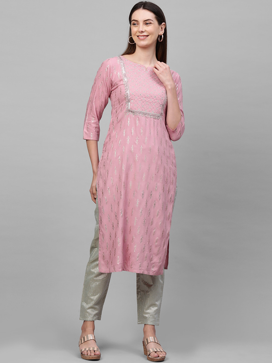 

FASHOR Women Pink Ethnic Motifs Foil Printed Kurta