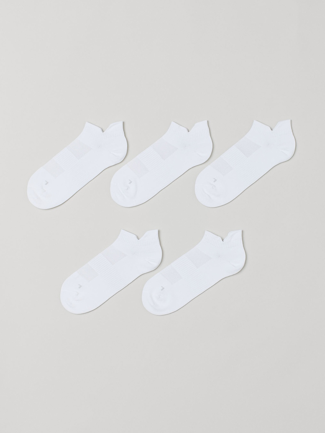 

H&M Men White Solid Pack of 5 Sports Socks