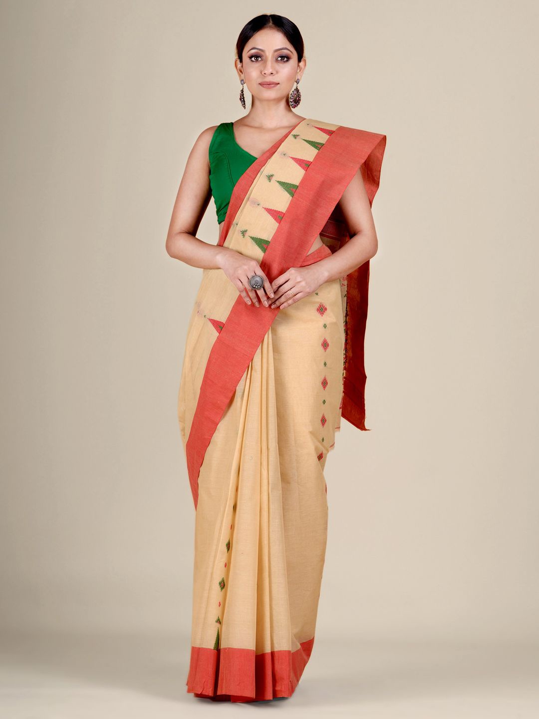 

Mitera Beige & Orange Ethnic Motifs Handwoven Pure Cotton Jamdani Saree