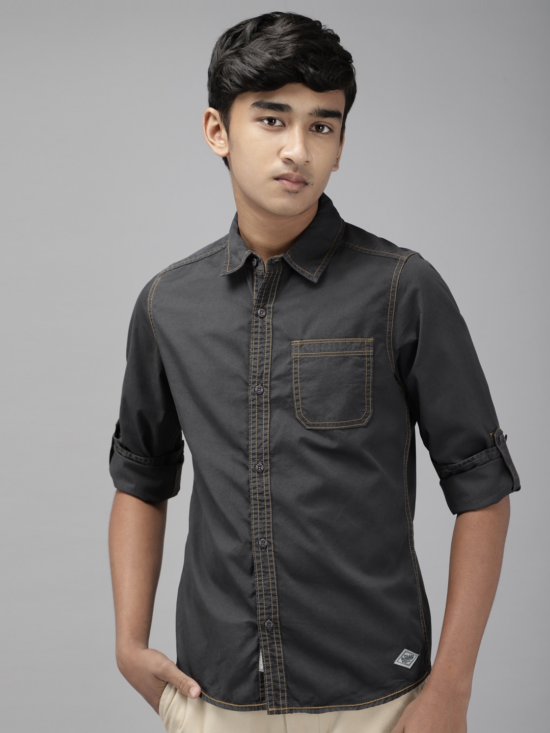 

UTH by Roadster Boys Charcoal Black Pure Cotton Chest Pocket Regular Fit Shirt