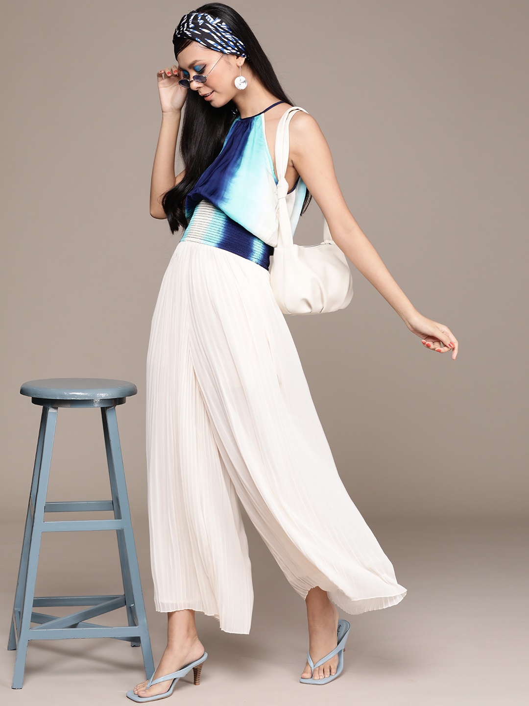 

Label Ritu Kumar Blue & White Tie and Dye Blouson Top