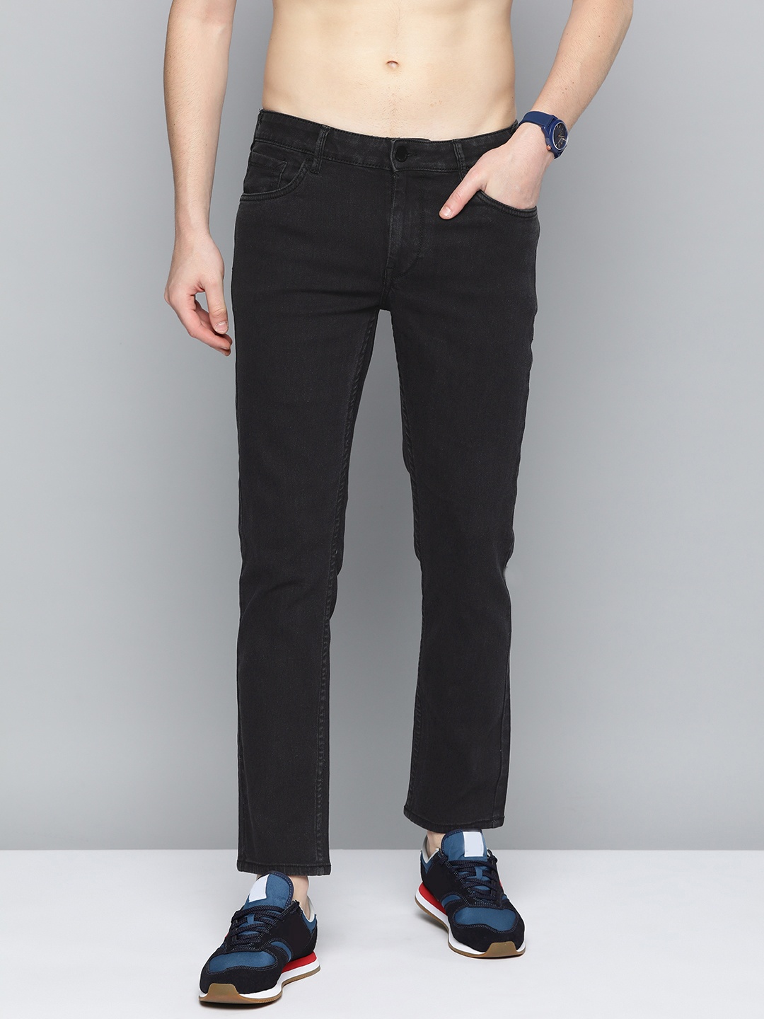 

HERE&NOW Men Black Solid Regular Fit Stretchable Jeans