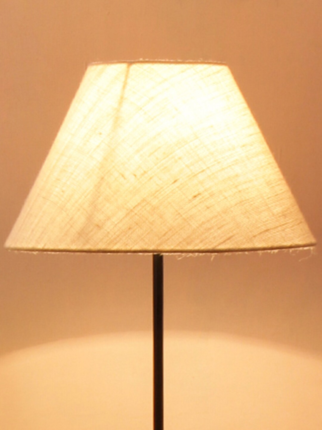 

Devansh White Fabric Traditional Club Lamp Shade