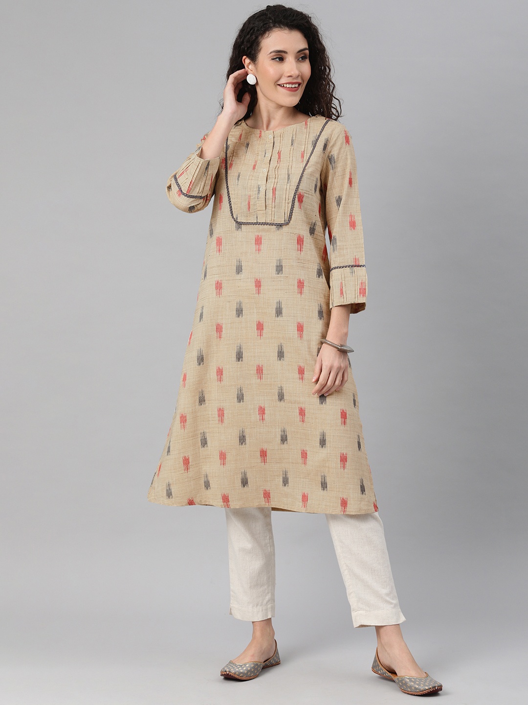 

Global Desi Women Beige & Charcoal Grey Ikat Woven Design Panelled Cotton Straight Kurta