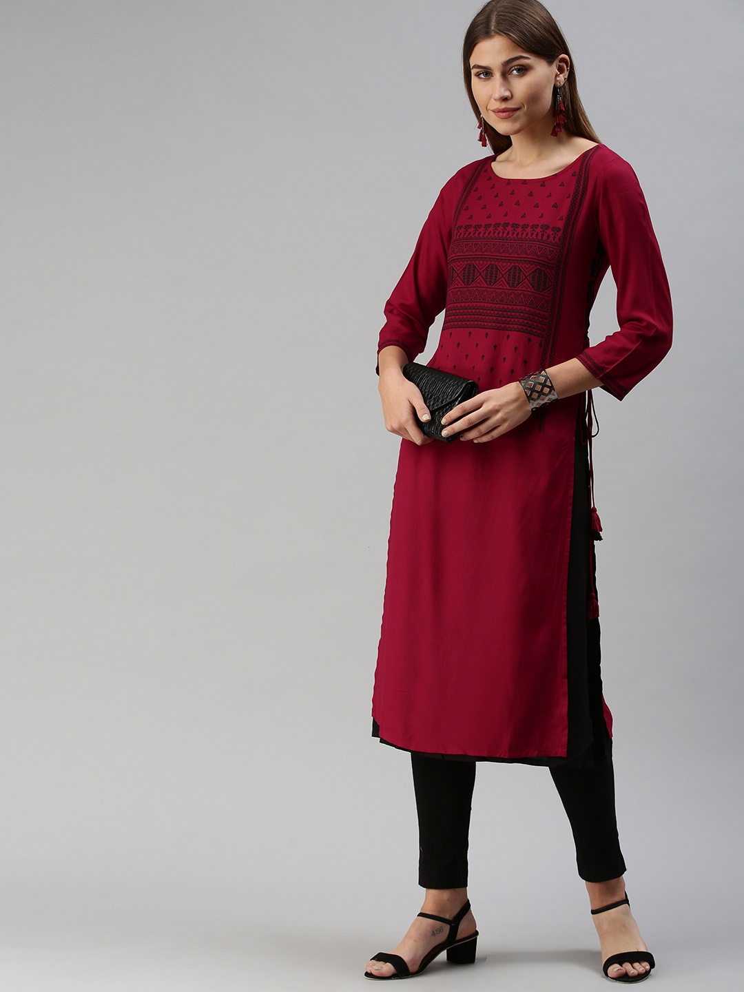 

Global Desi Women Maroon & Black Printed Angrakha Kurta