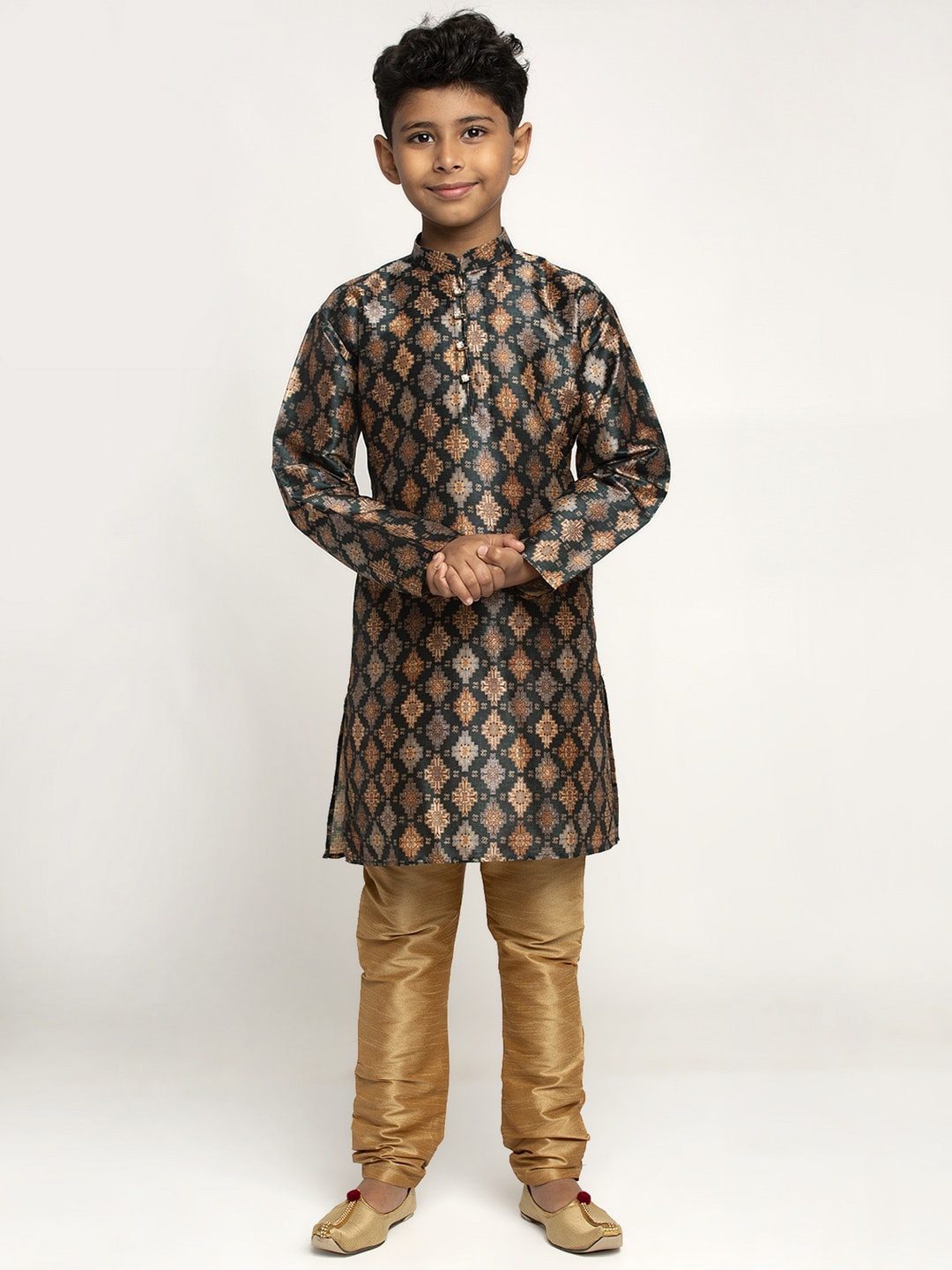 

KRAFT INDIA Boys Green & Gold Ethnic Motifs Printed Silk Kurta with Pyjamas