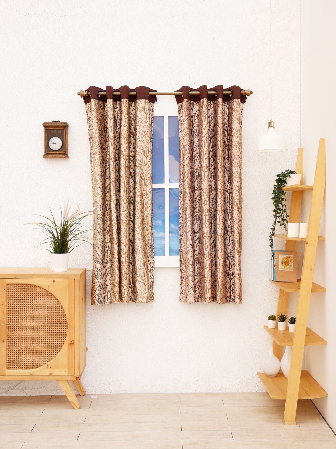 

Ariana Off White & Brown Set of 2 Floral Window Curtain