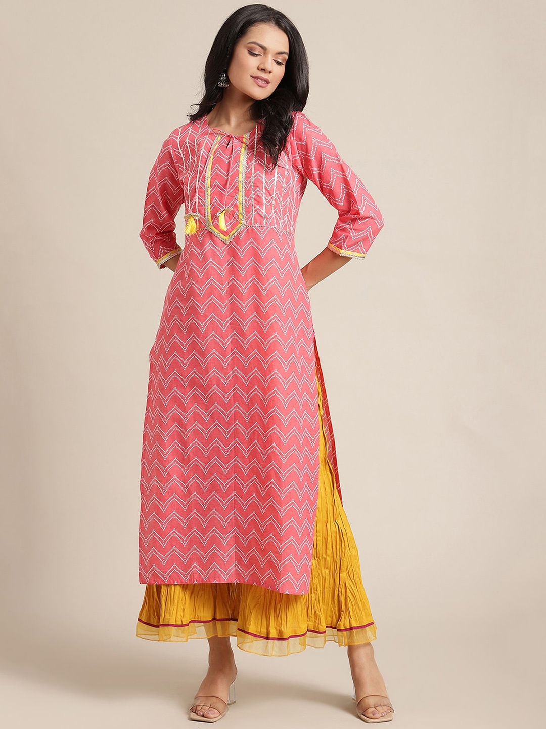 

Varanga Women Pink & Off White Ethnic Motifs Printed Kurta