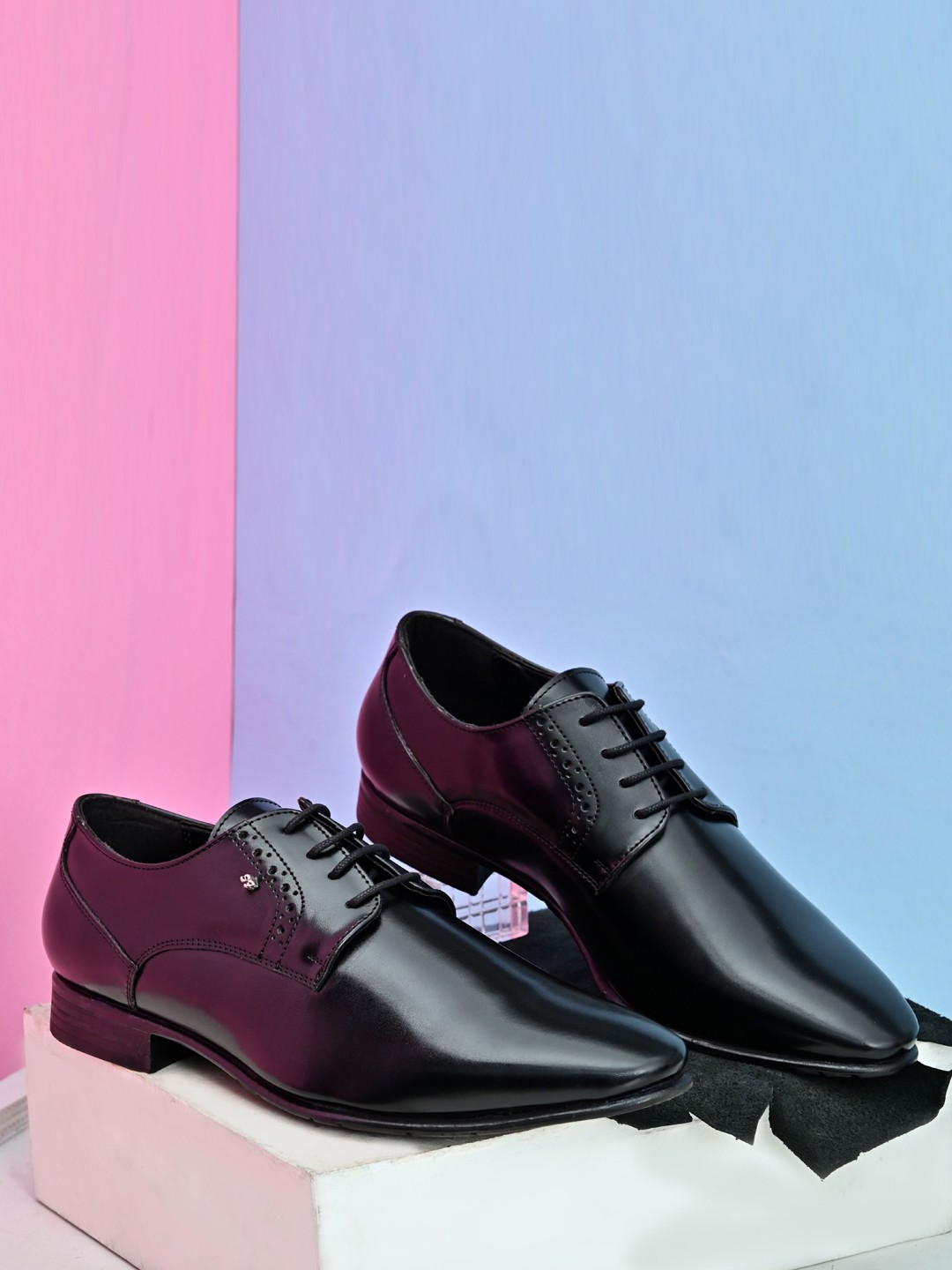 

San Frissco Men Black Faux Leather Formal Derbys