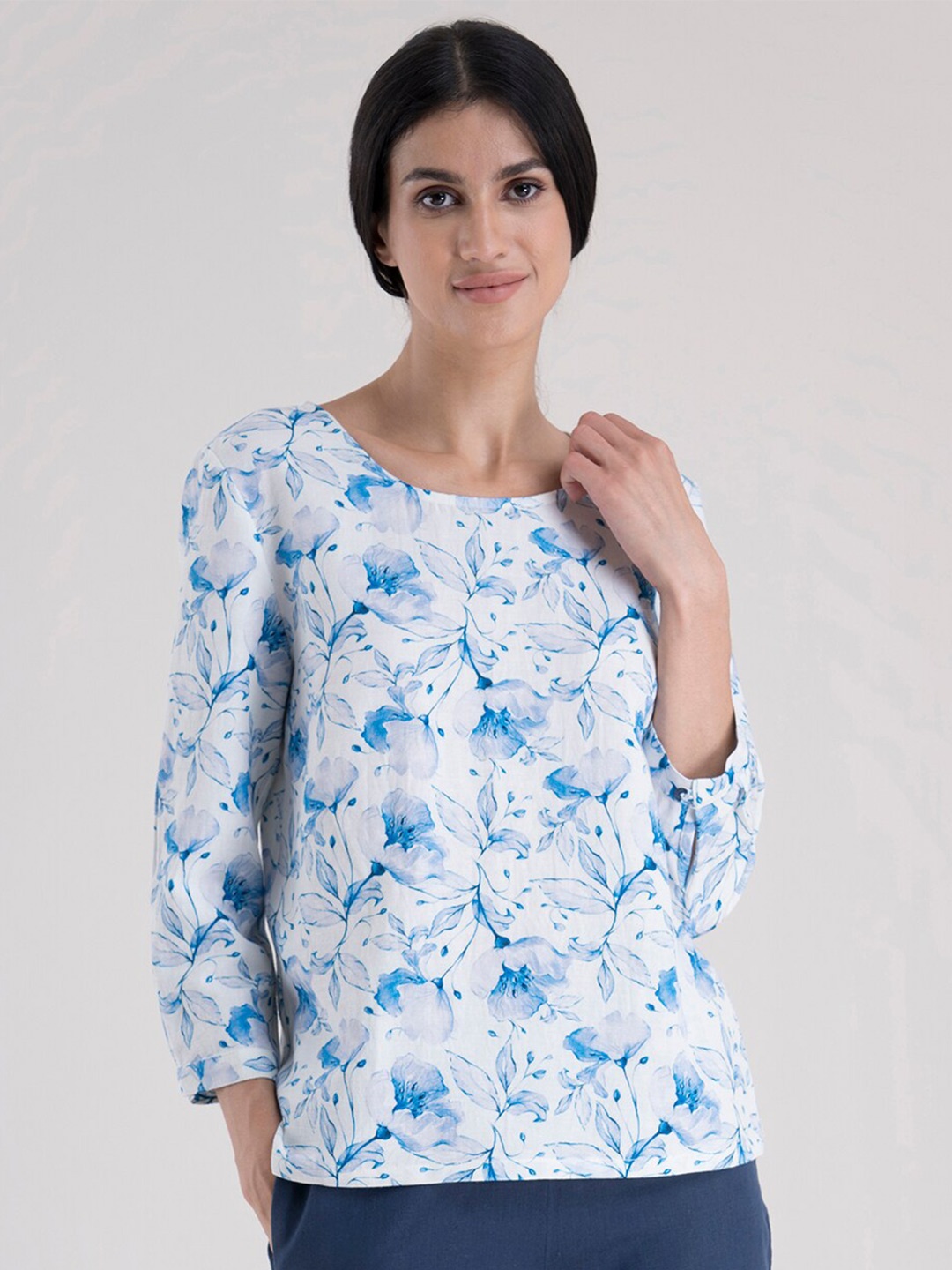 

FableStreet White Floral Regular Top