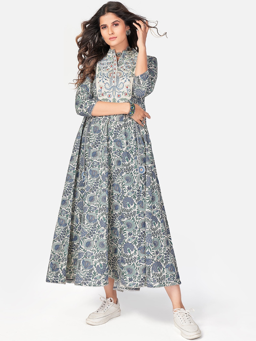

Vbuyz Women Blue & Cream-Coloured Printed Embroidered Maxi Dress