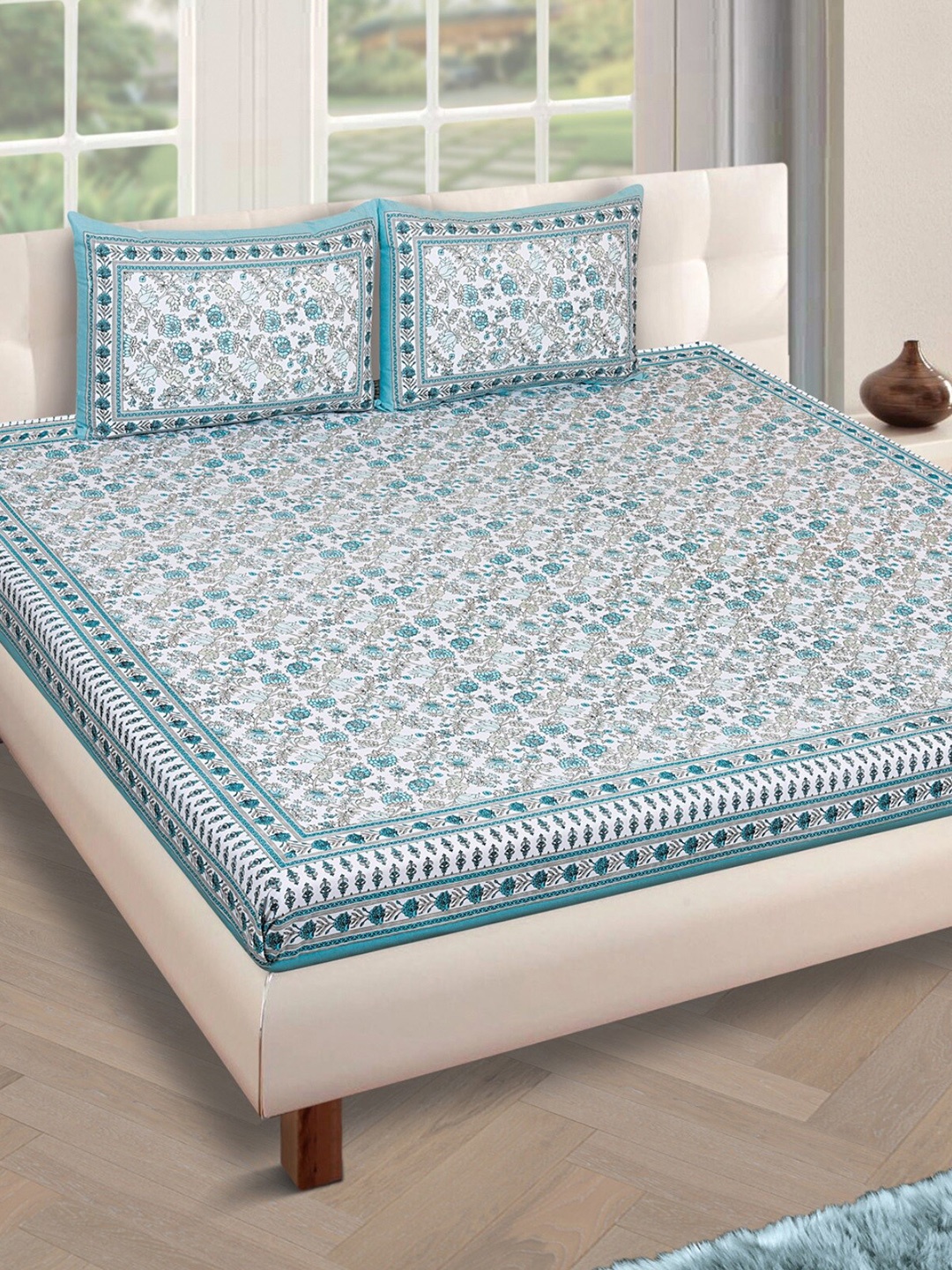 

ROMEE White & Turquoise Blue Floral 180 TC King Bedsheet with 2 Pillow Covers