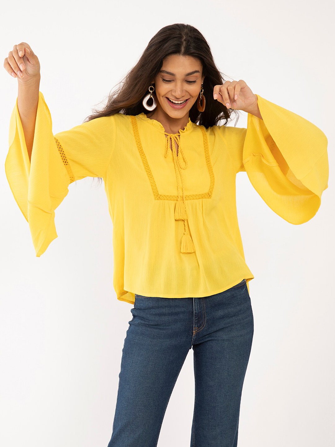 

Zink London Yellow Tie-Up Neck Regular Top