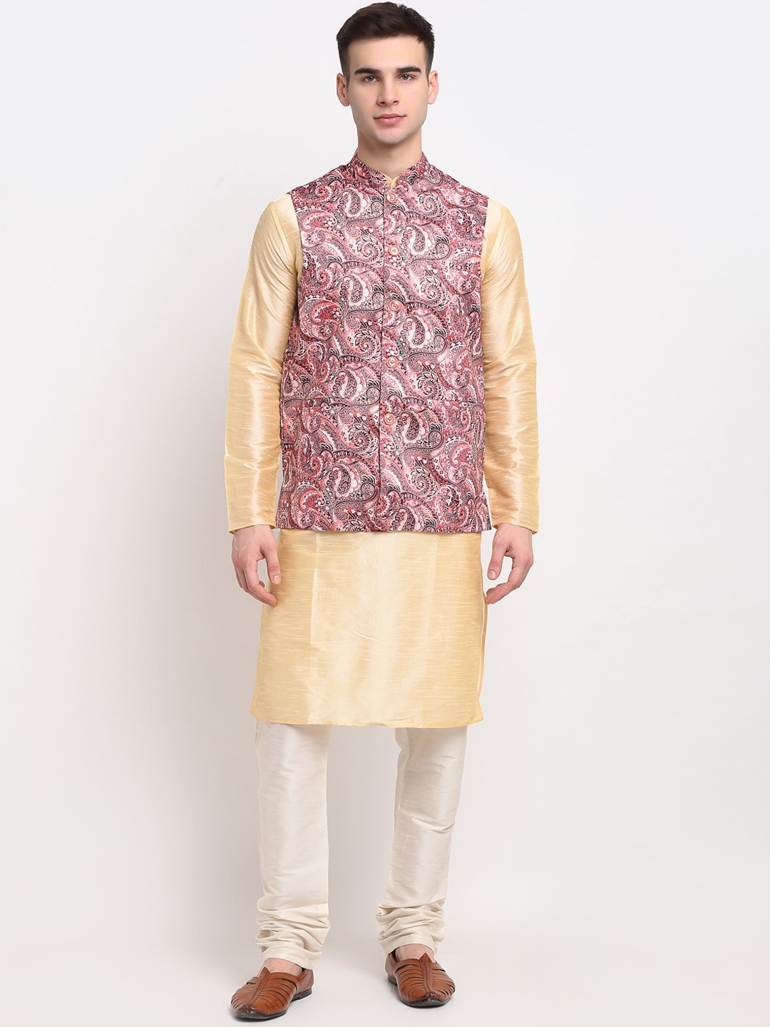 

Jompers Men Gold-Toned Ethnic Motifs Printed Layered Kurta with Churidar