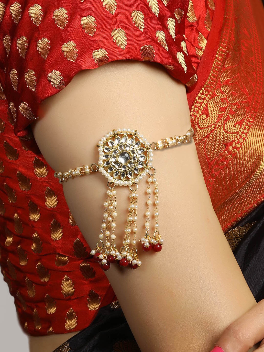 

KARATCART Women Red & Gold-Toned Kundan Handcrafted Gold-Plated Armlet Bracelet