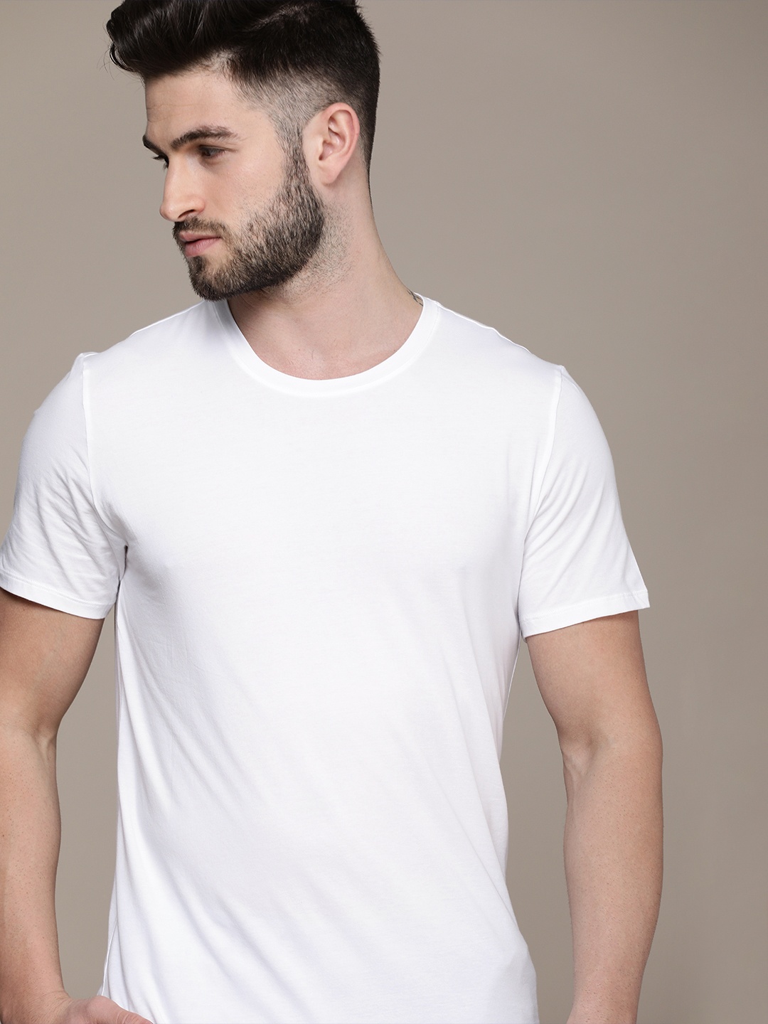 

Calvin Klein Underwear Men White Solid Round Neck Lounge T-shirt